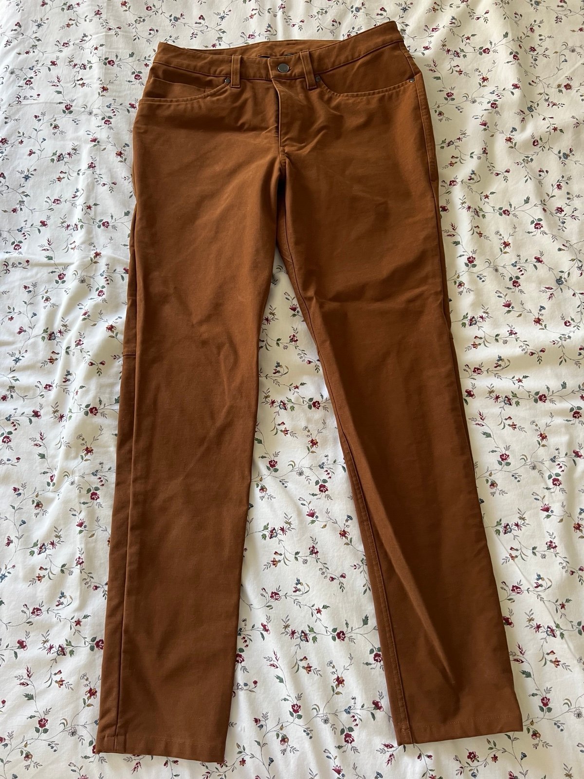 Lululemon slim fit casual pant men’s 30