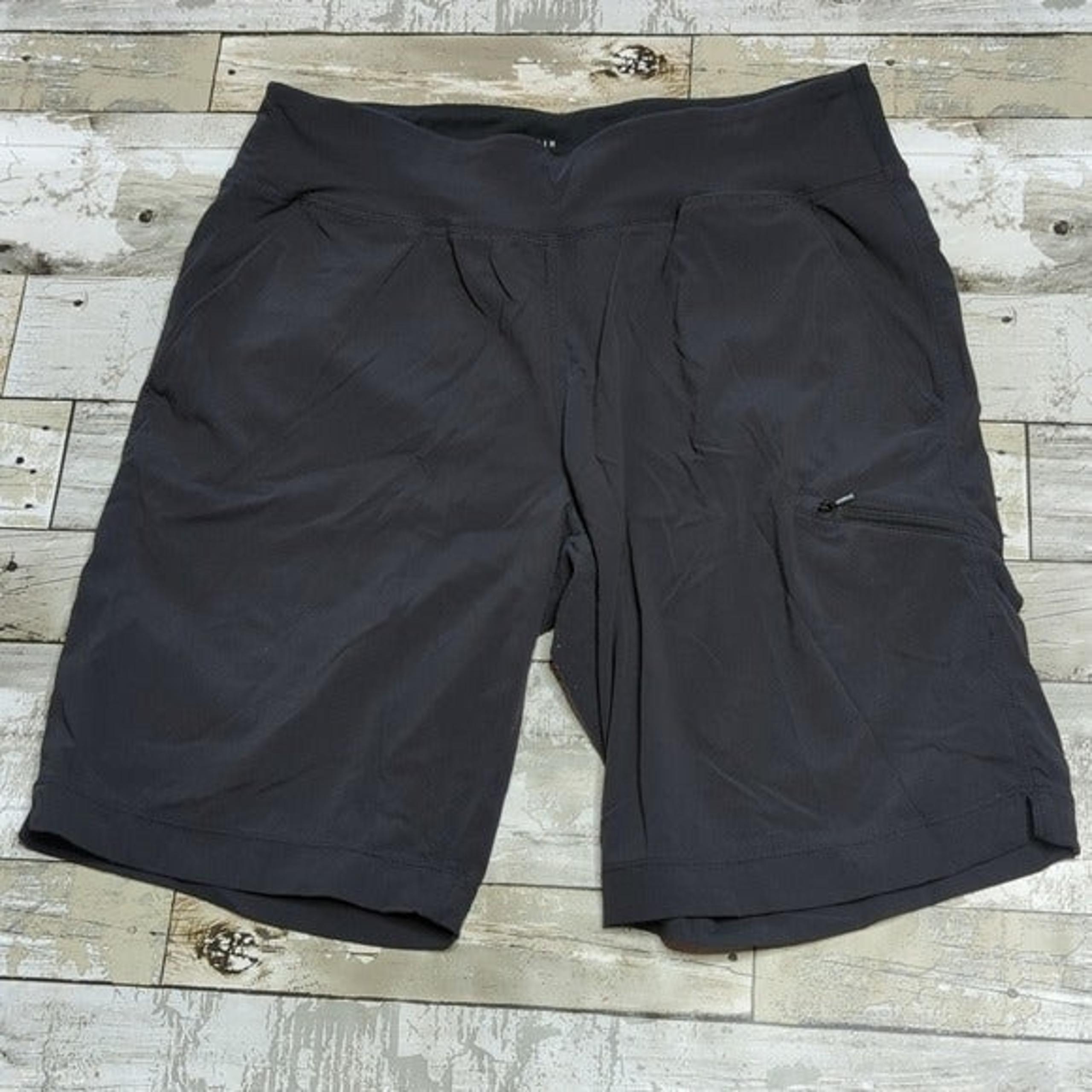 Mountain hardware men's pull on black shorts 9" medium