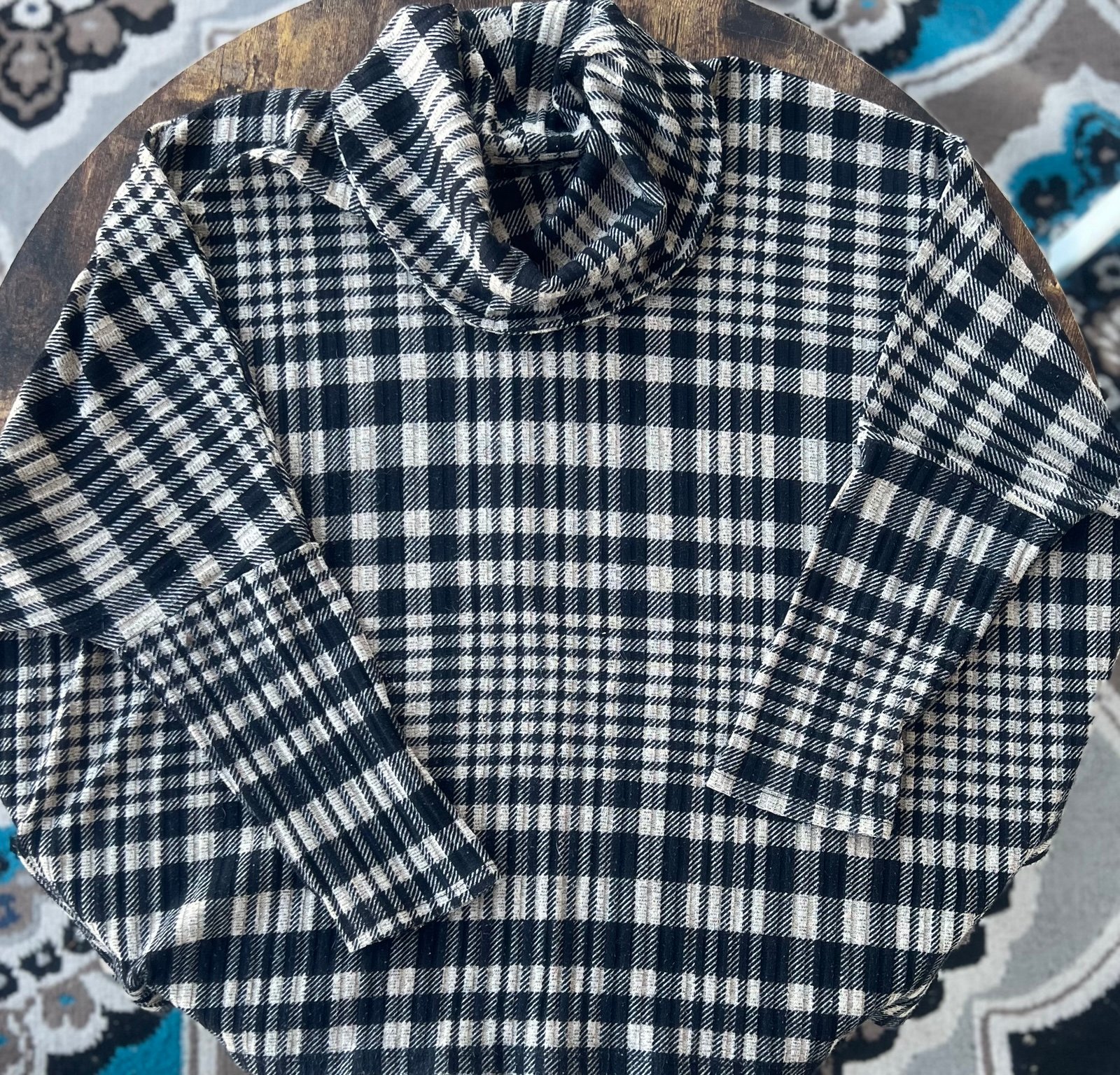 Lane Bryant | ladies plus, oversize turtleneck shirt. Size: 18/20