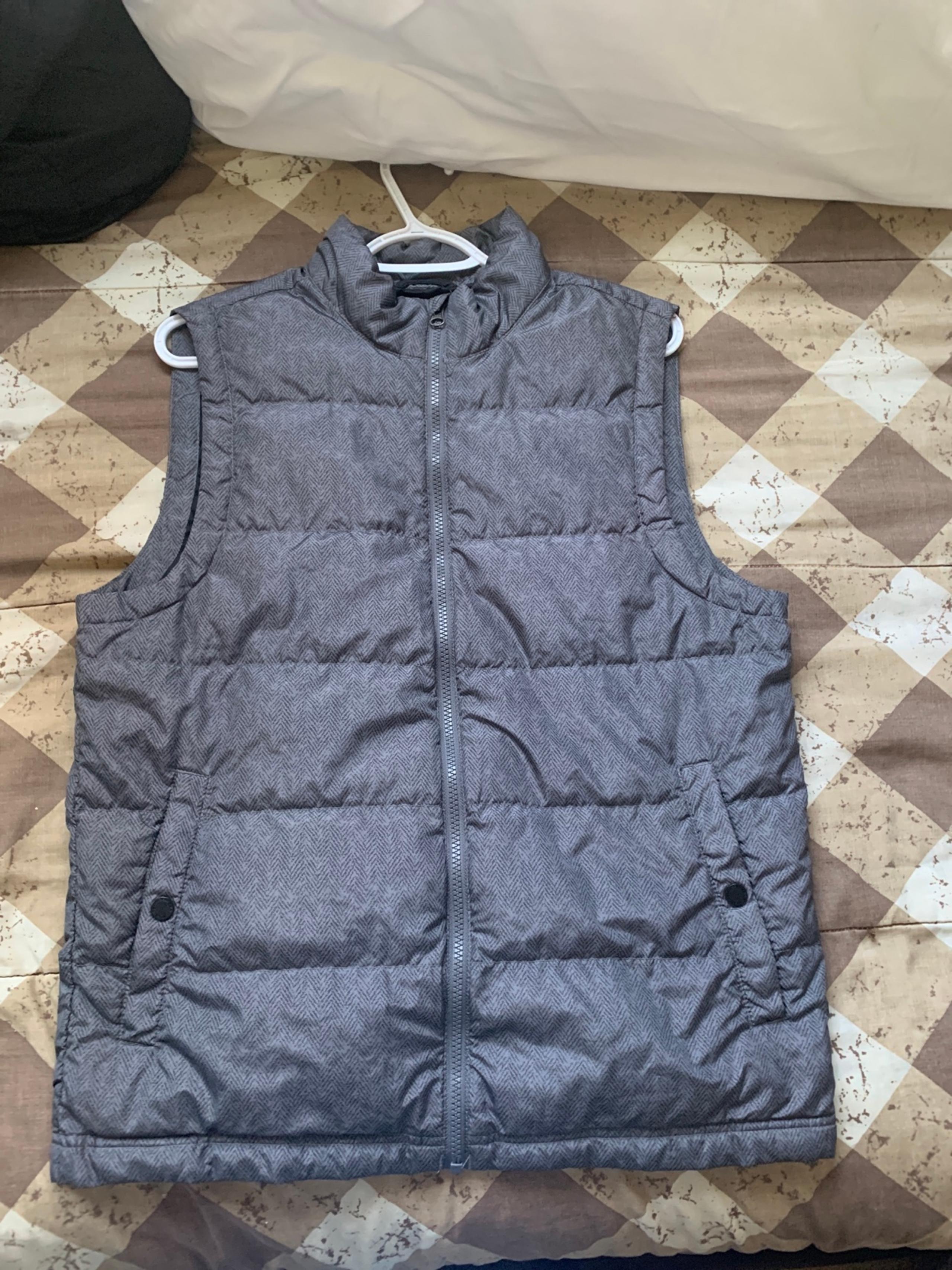 Men’s Grey puffy vest weatherproof 32 Heat