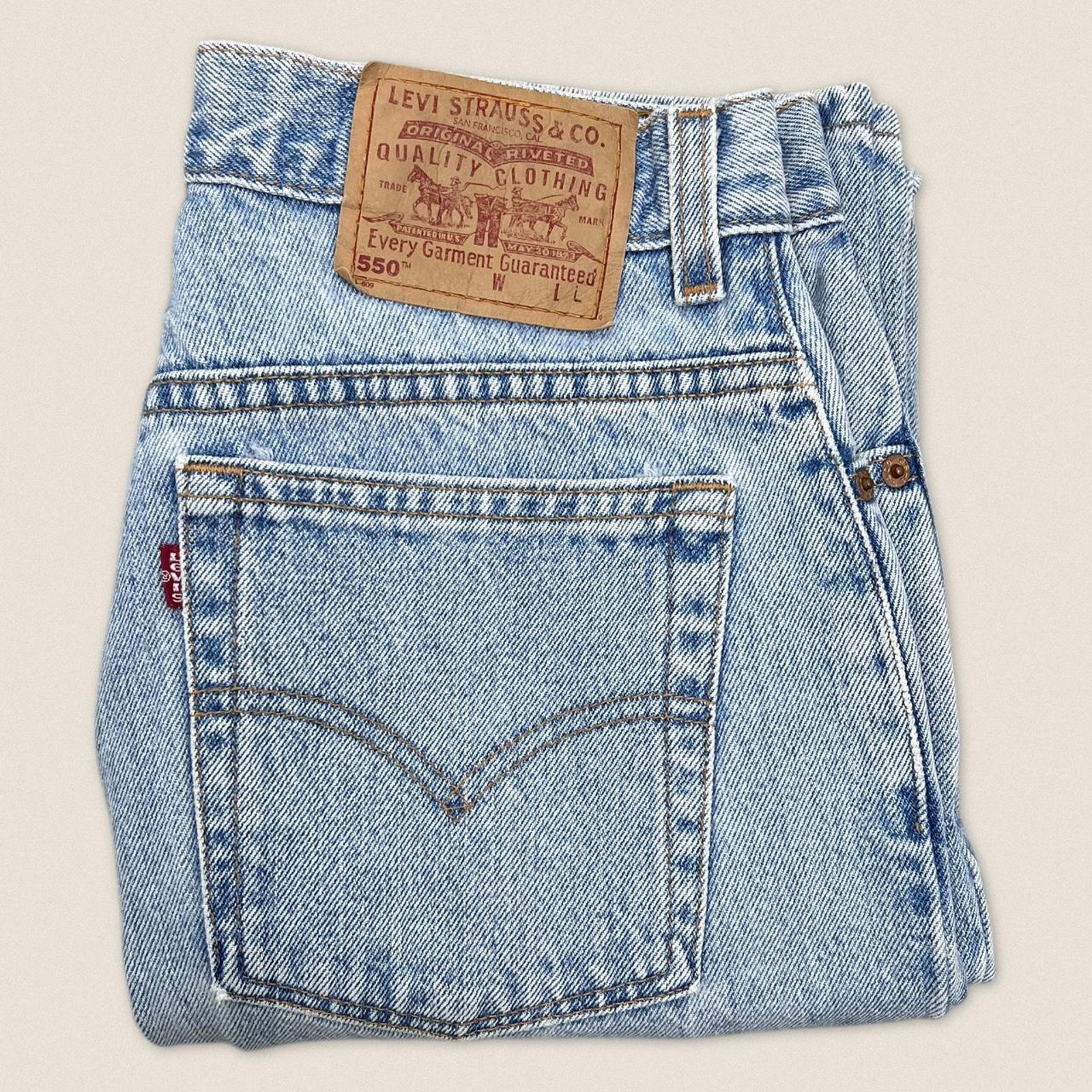 Vintage 90s 550 Levi’s Jeans Relaxed Fit Tapered Leg - Size 29 x 32