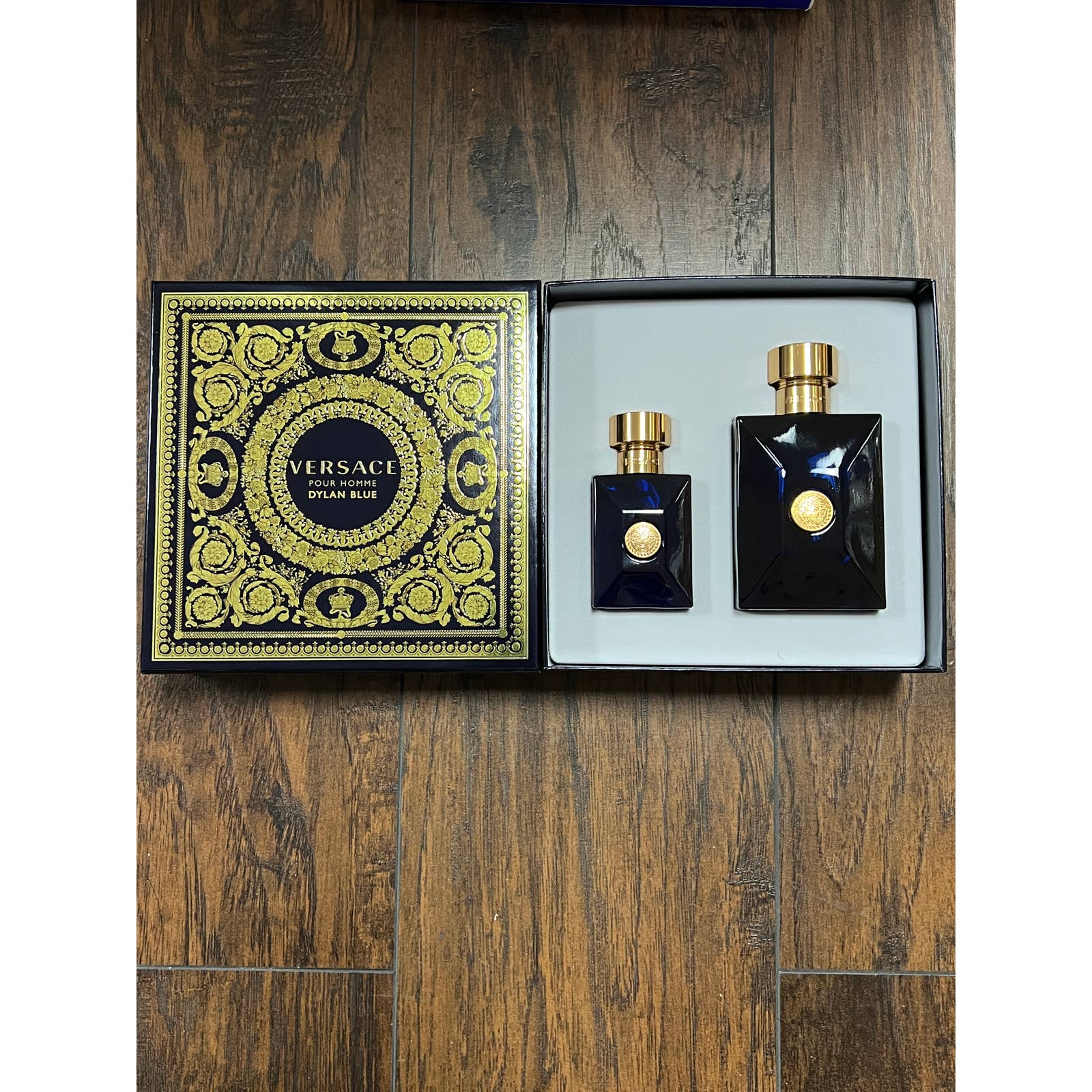 Versace Men's 2-Pc. Dylan Blue Eau de Toilette Gift Set & Reviews
