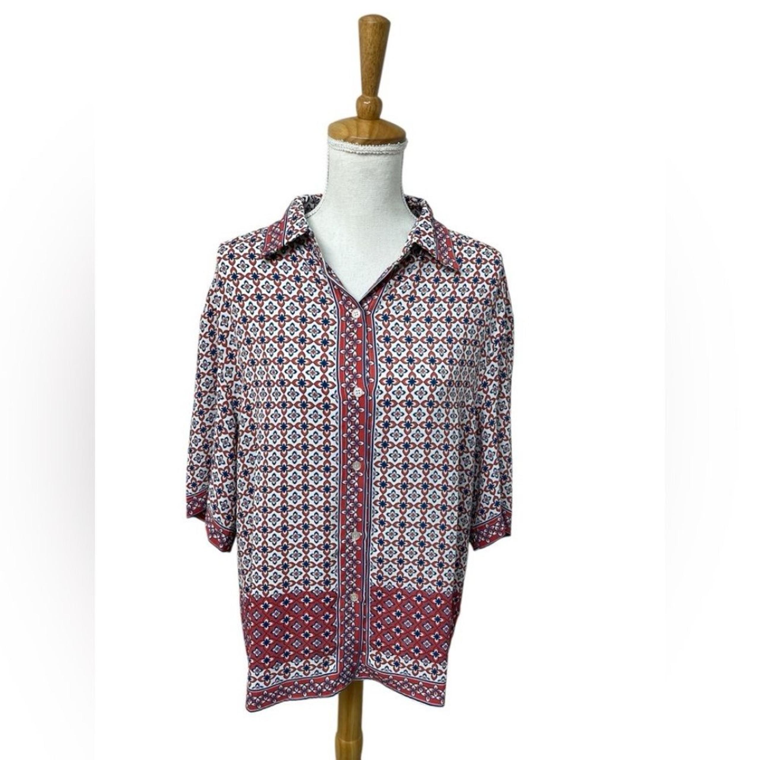 MAX STUDIO TOP WOMENS SIZE LARGE BUTTON UP COLLAR BLOUSE SHIRT GEOMETRIC FLORAL