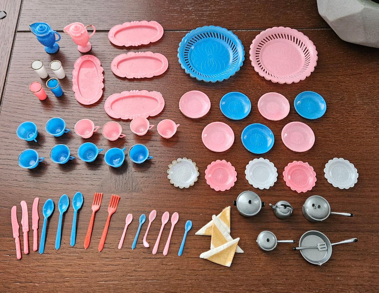 Vintage 1960s Barbie Dishes Tea Party Set Spoons Plates Pots 50 Pieces