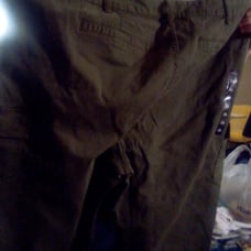 Green khaki pants nice like new nice ar
