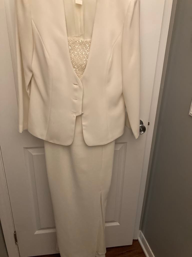 Women’s dress