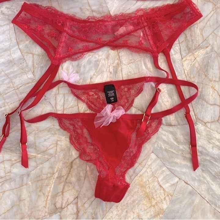 2 Pc Set VS Medium/Large Garter + Medium Panty
