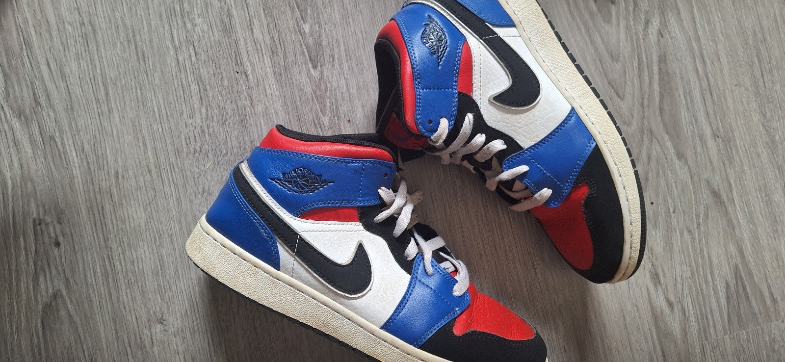 Nike Air Jordan 1 Mid Gs Top 3 554725-124 Red Blue Black White 2019