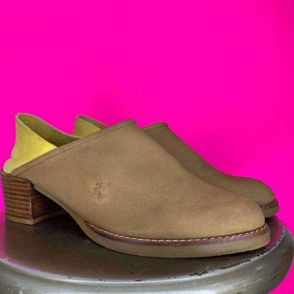 All BlackBrand Tan Yellow Leather Collapsed Heel Back Slip On Bootie Sz 8.5