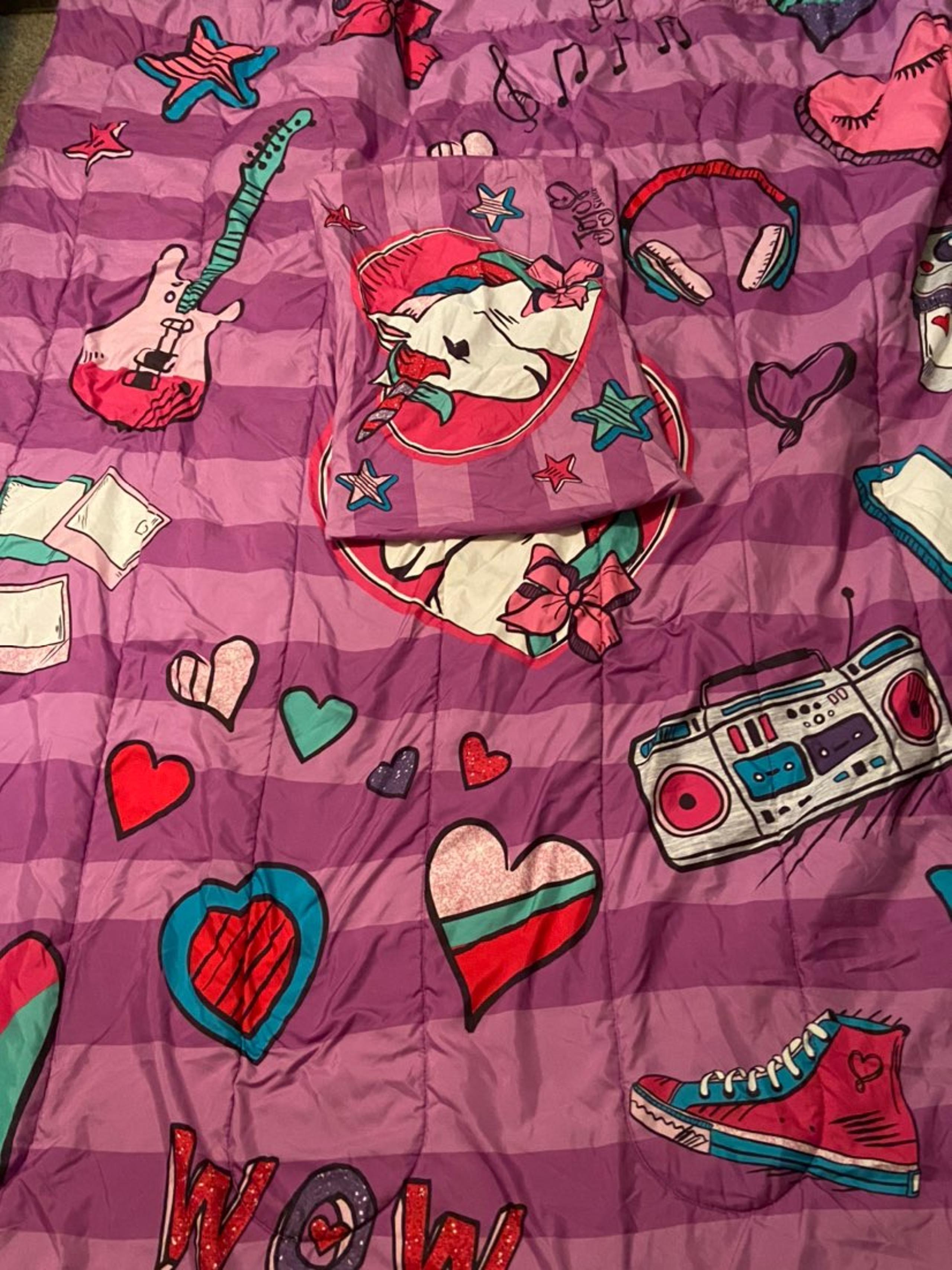 twin comforter