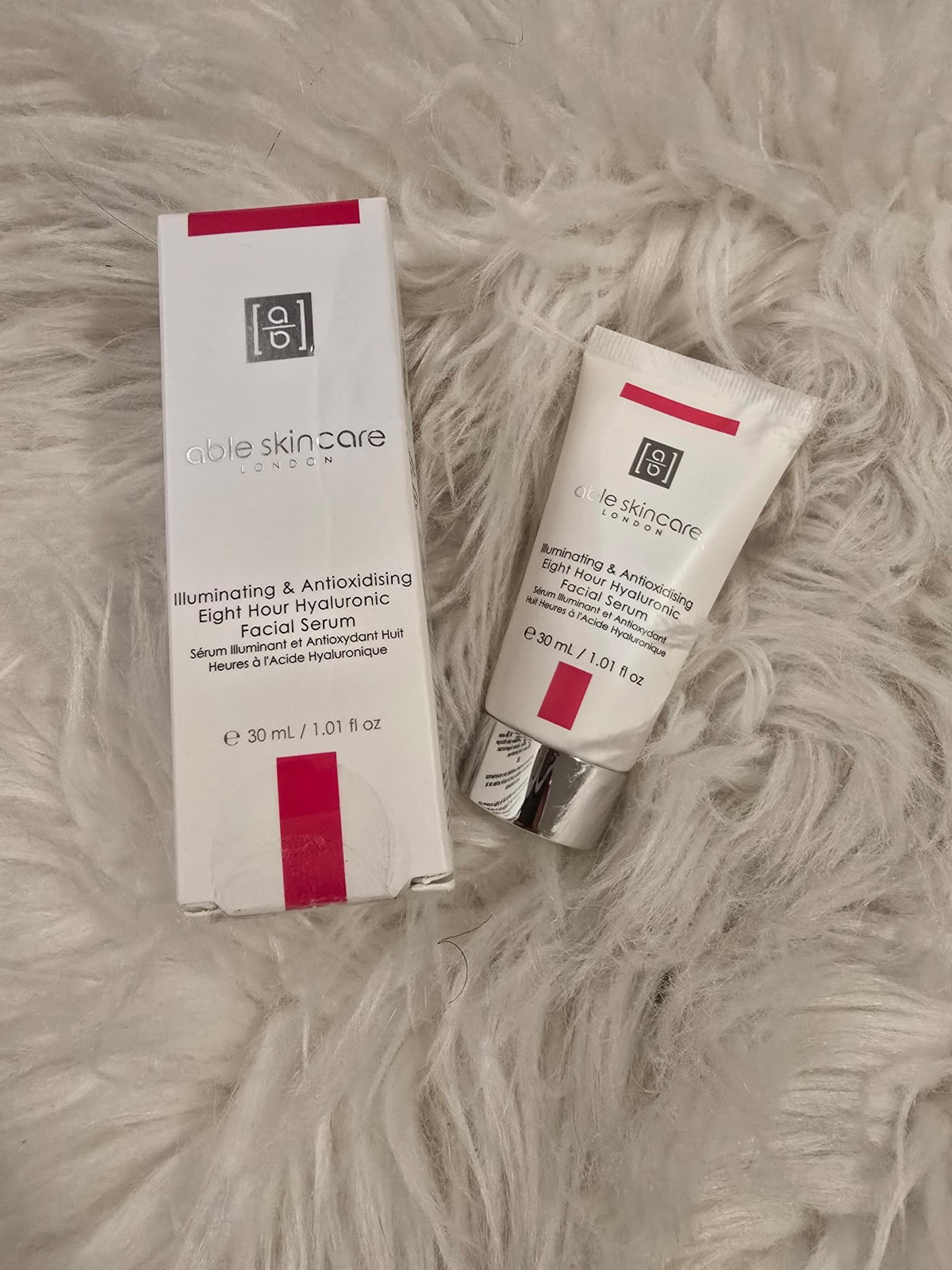 ABLE SKINCARE Illuminating Eight Hour Hyaluron Gesichtsserum 1oz