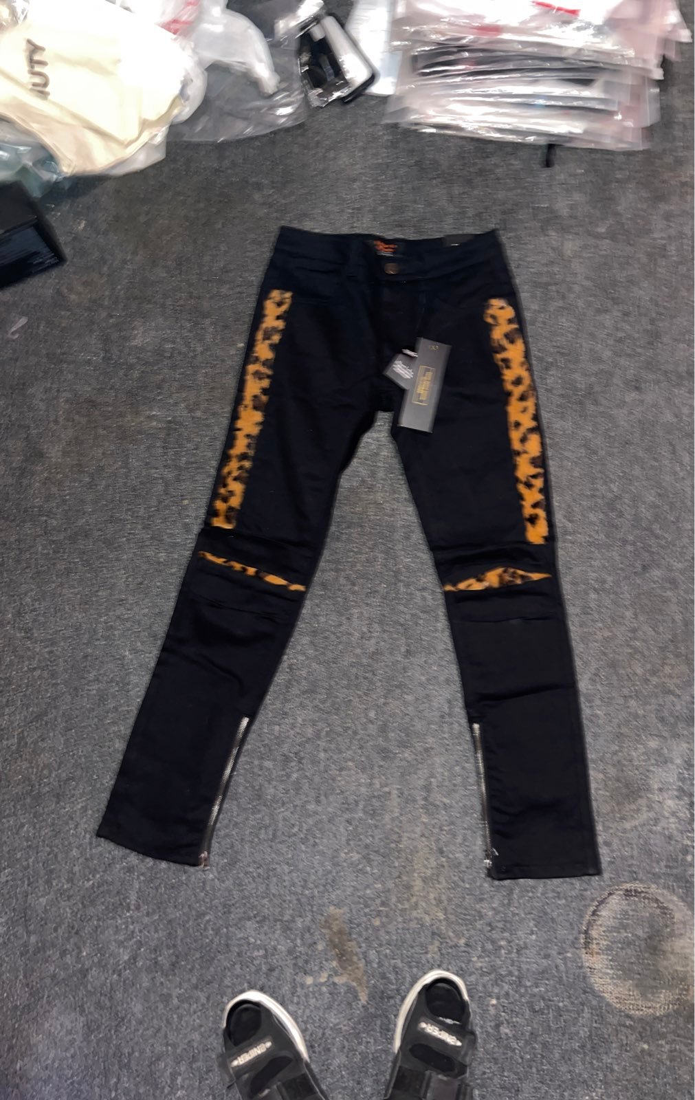 Black Jeans