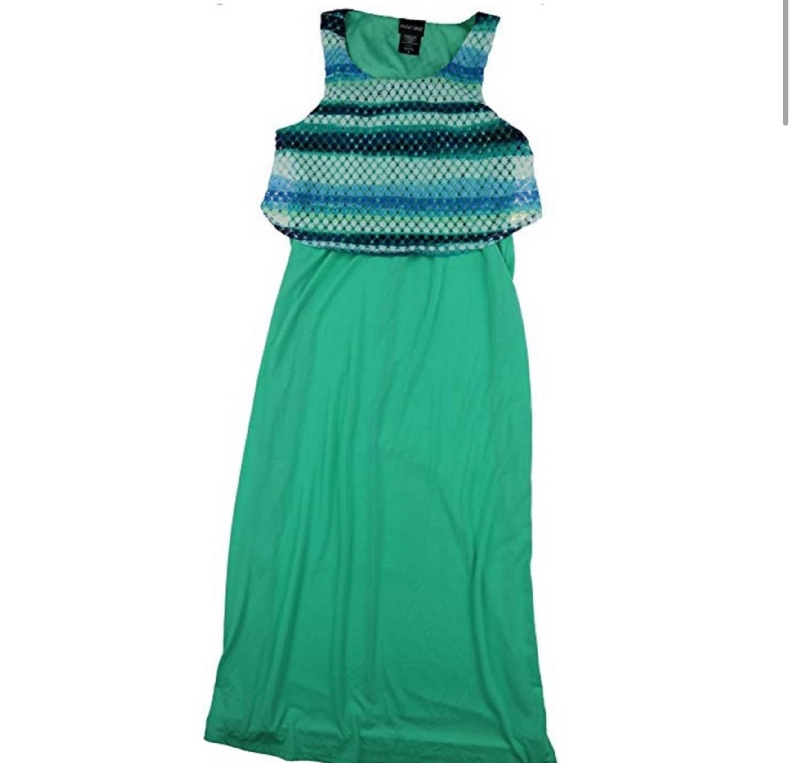 Beautiful girl sleeveless crochet maxi dress