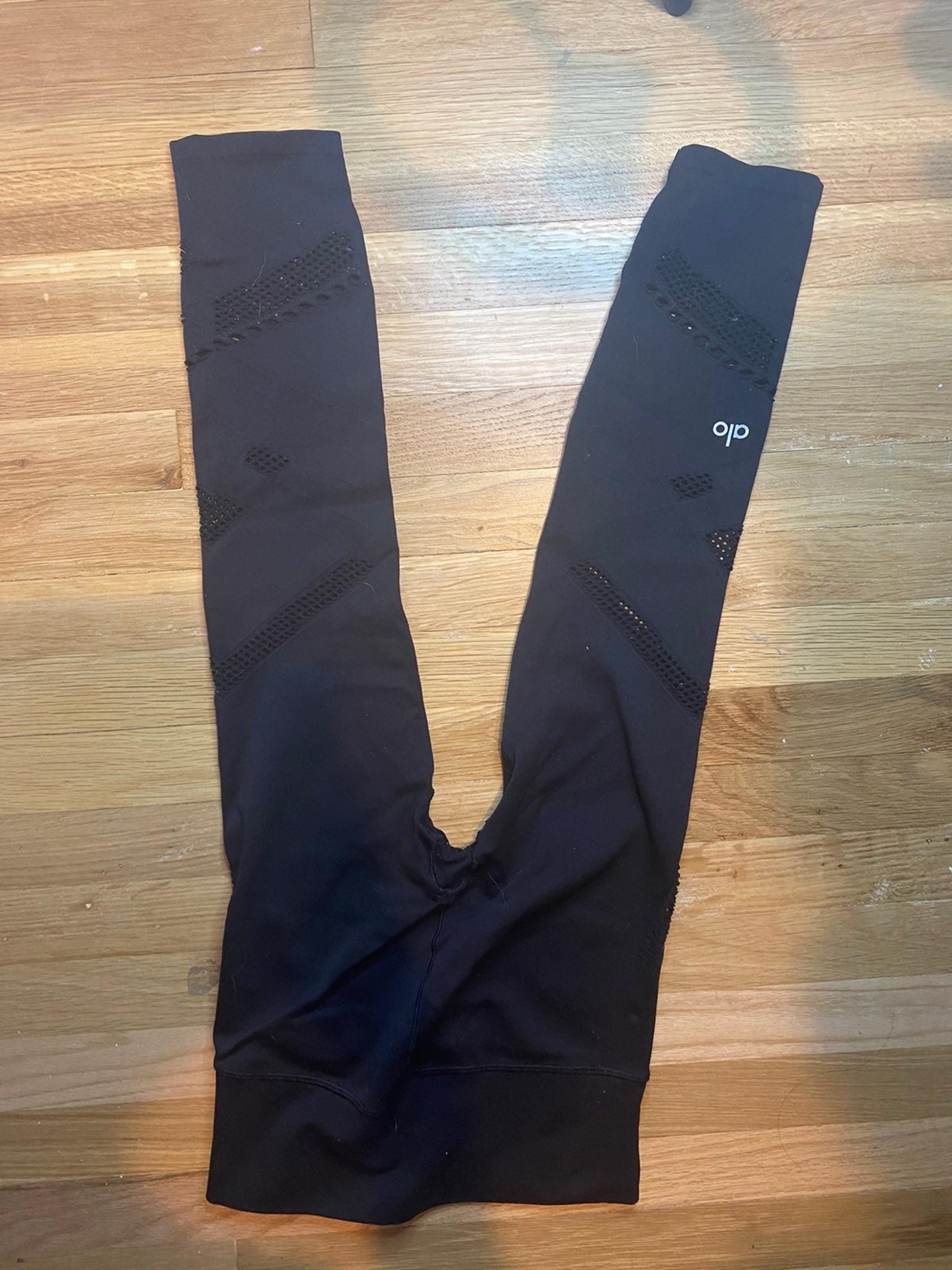 Alo Leggings