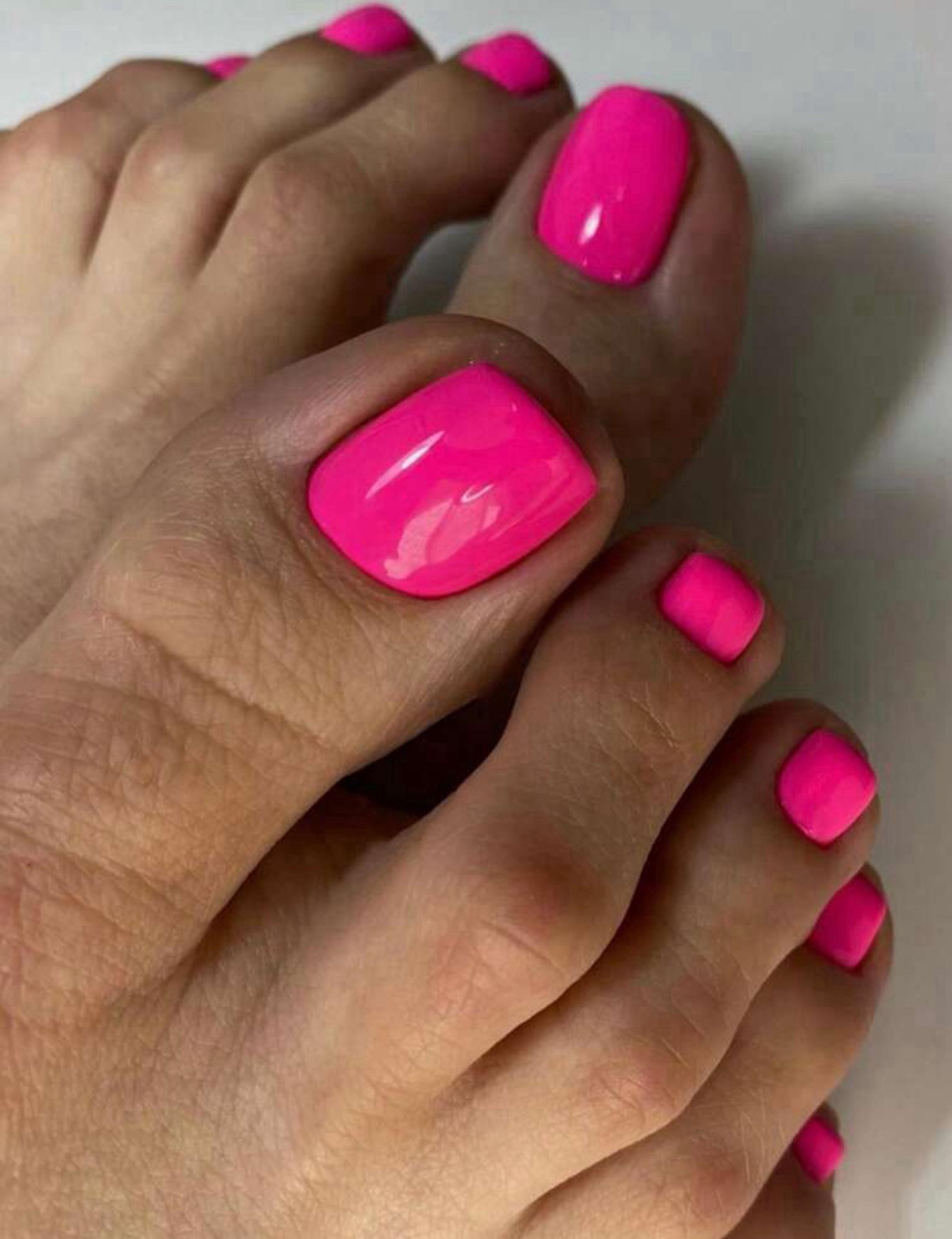 Press On Nails Pedicure