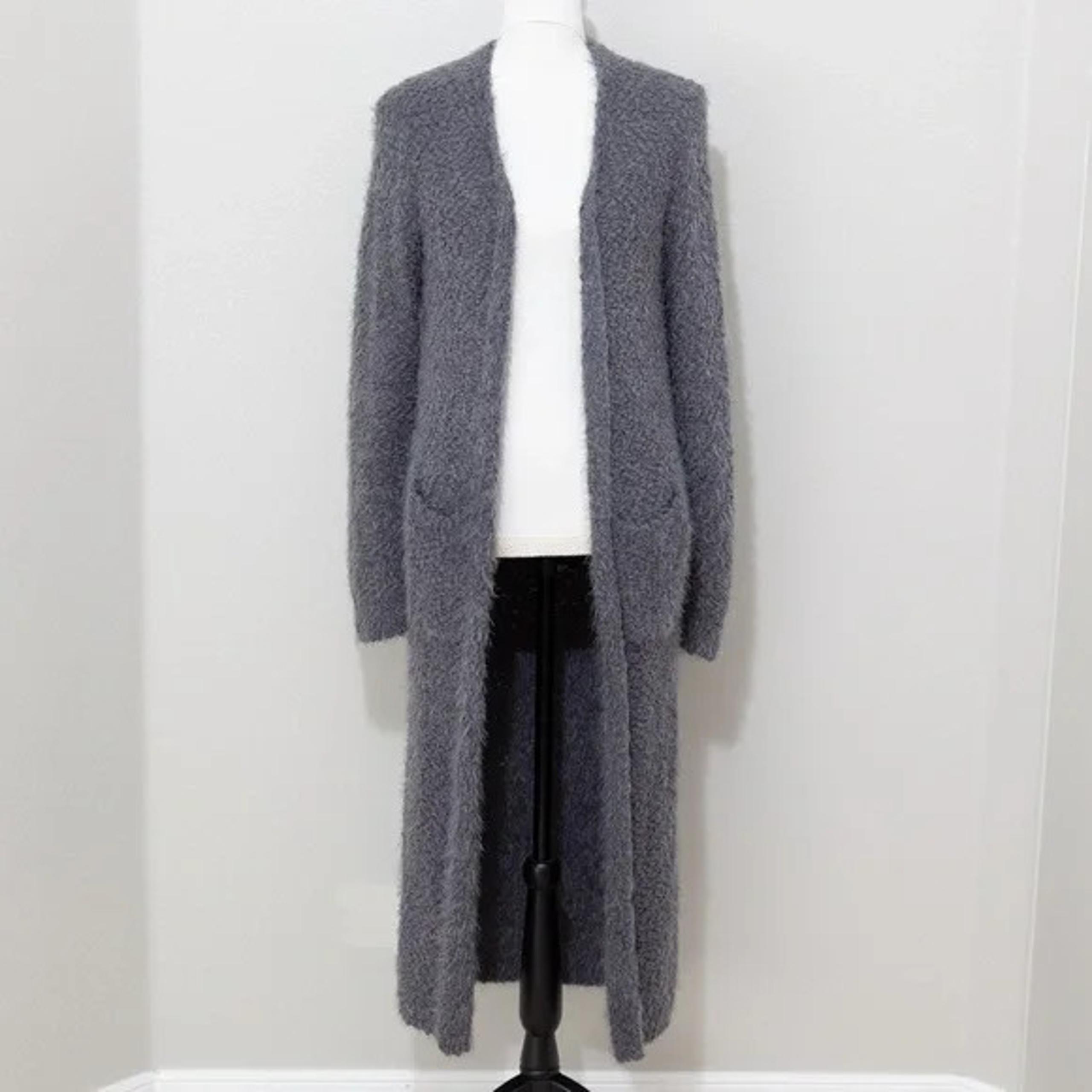 Very J Women's Grey Fuzzy Cozy Soft Duster Long Cardigan with pockets Size Small