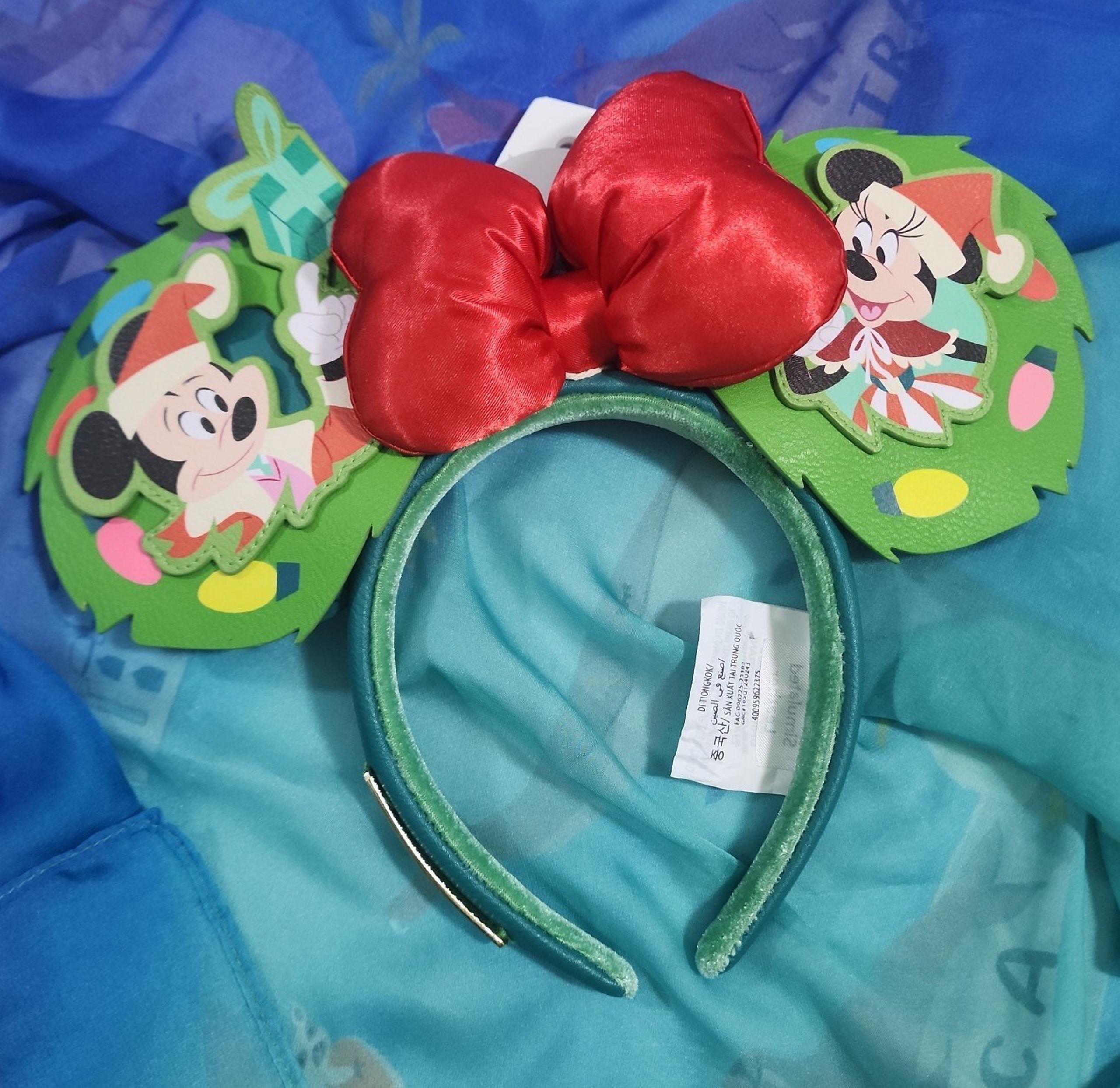 Disney loungefly Mickey and Minnie Christmas ears