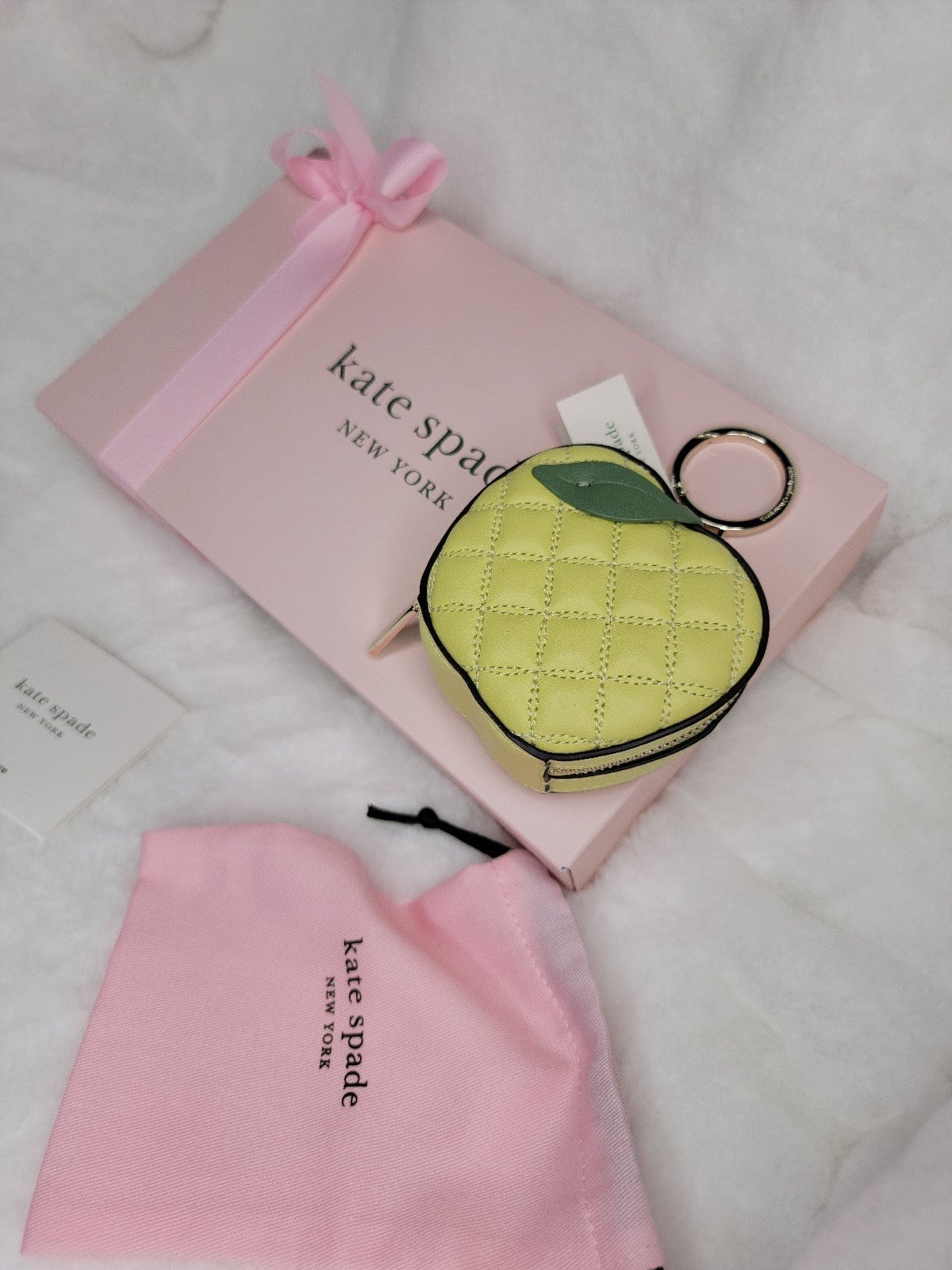 Kate Spade Novelty Honeycrisp Apple Coin Purse COMES GIFT ready