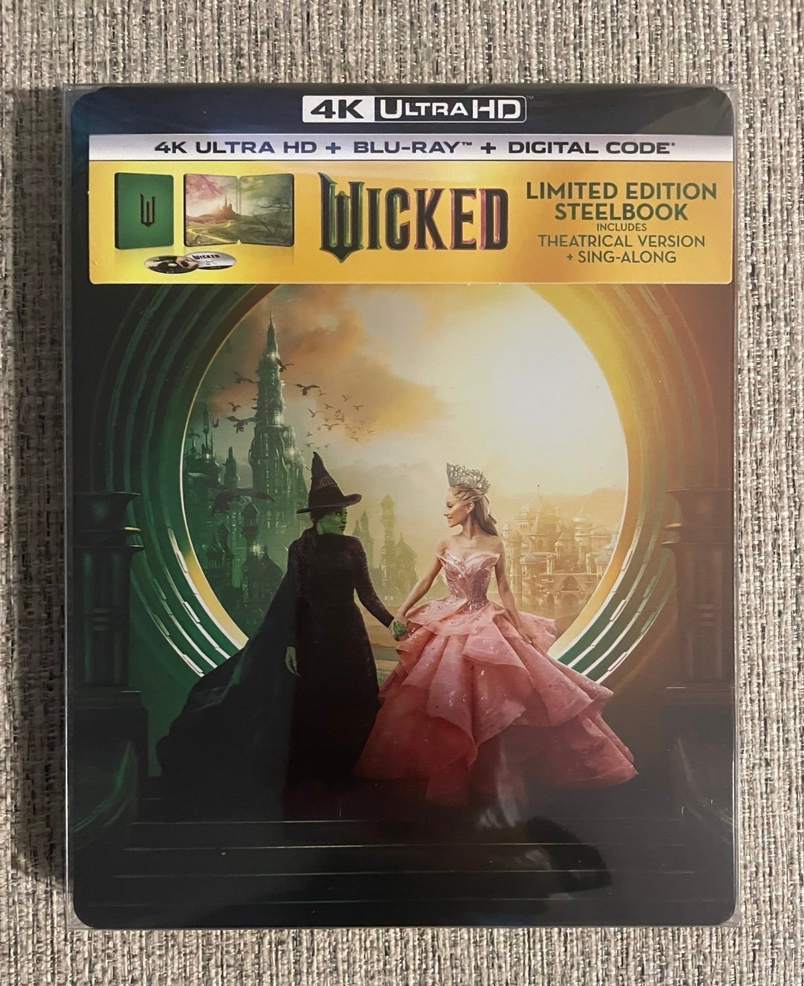 Wicked Limited Edition Steelbook 4K UHD + Blu-ray Enclosed in protective case