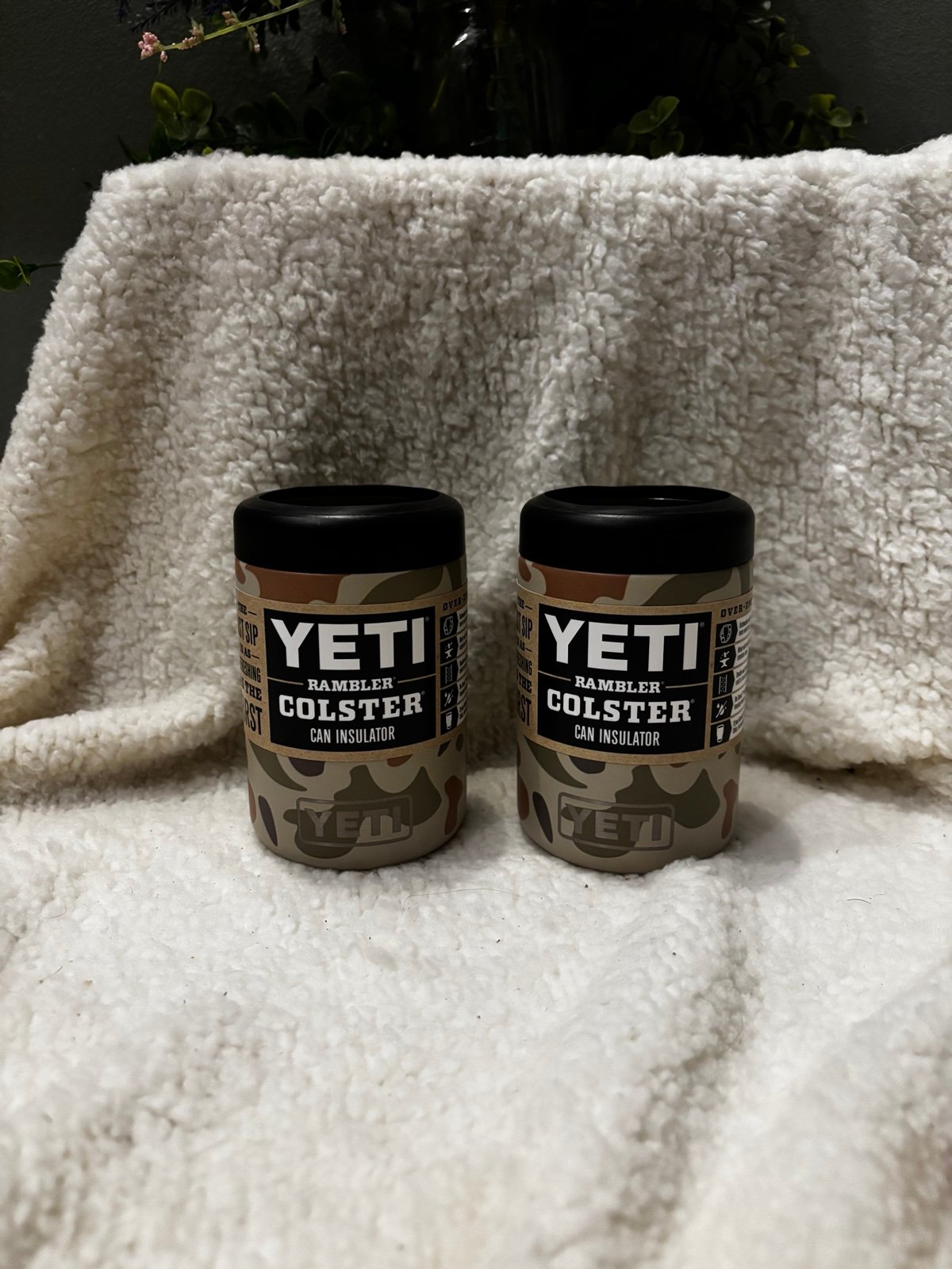 Yeti camo colster set