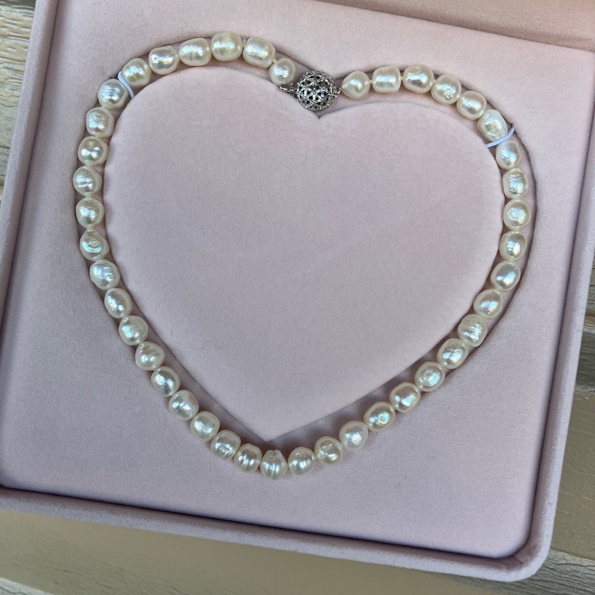 Baroque white butterfly pearl necklace 9mm-10mm