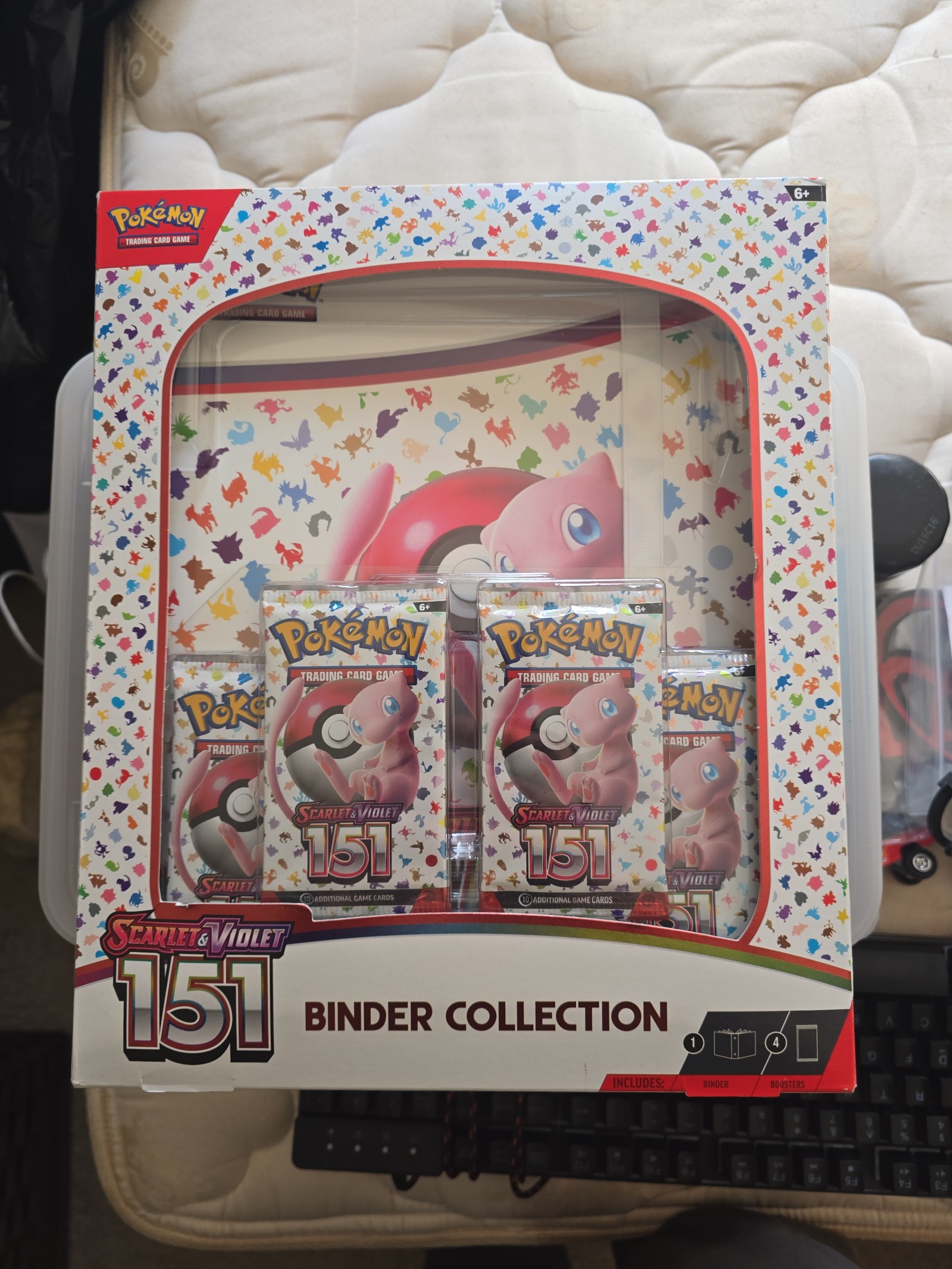 Pokemon 151 Mew Binder Collection Brand New