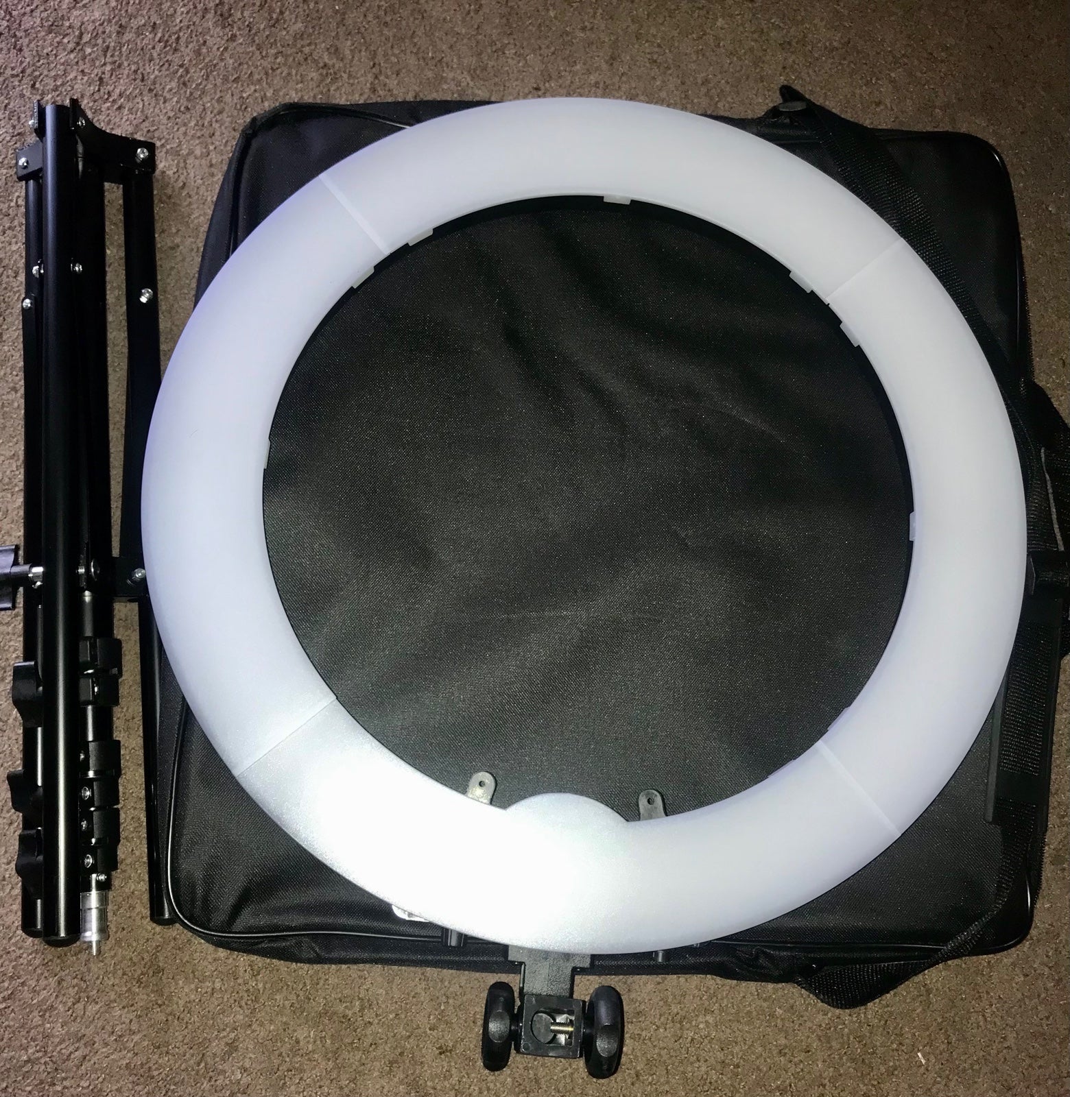 Ring light