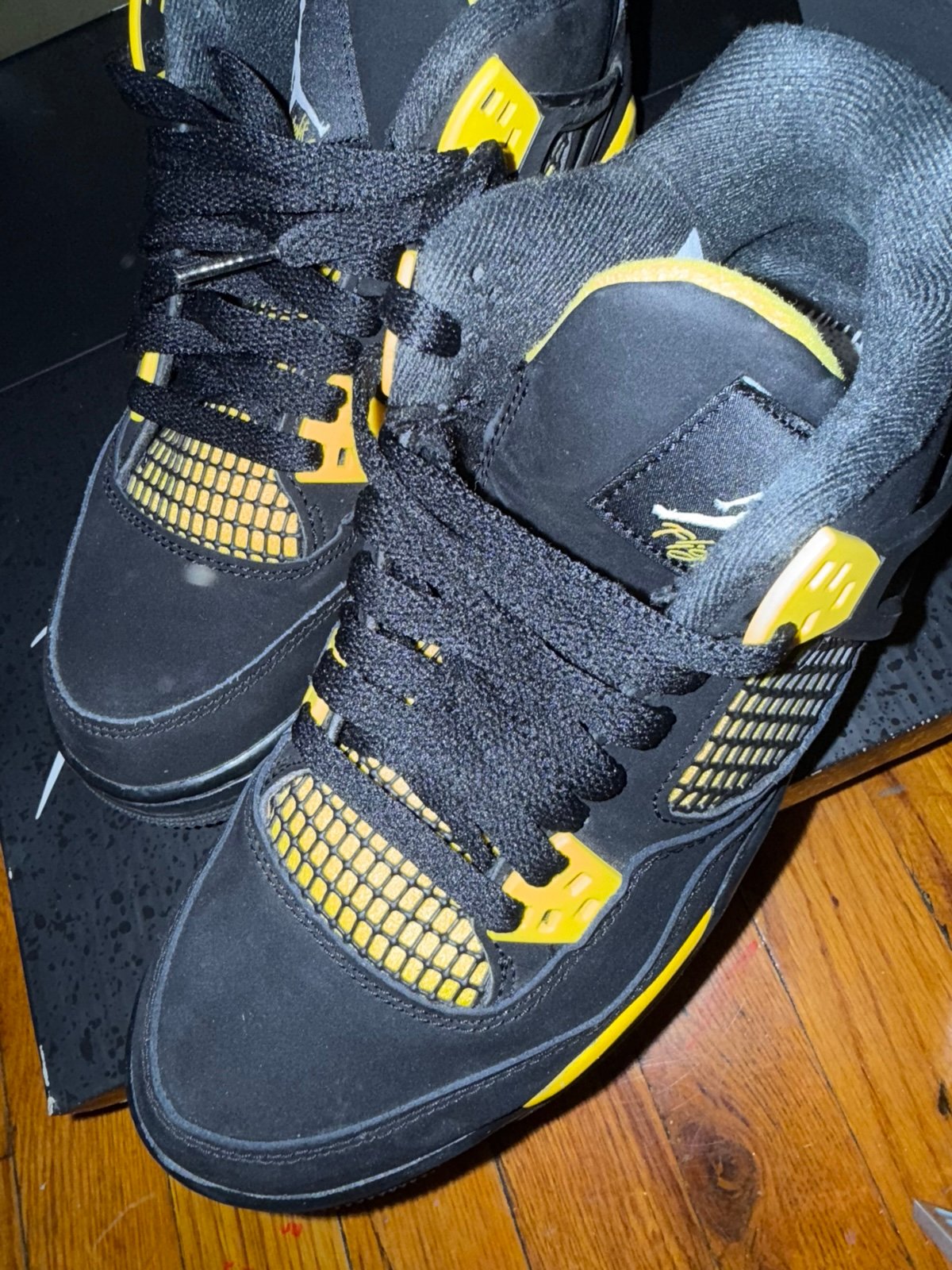 Jordan 4 Retro
