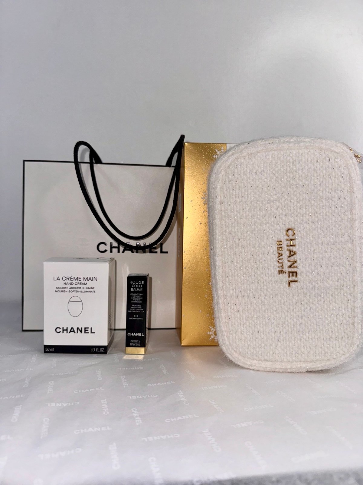 Chanel Moisture To-Go Essential Set