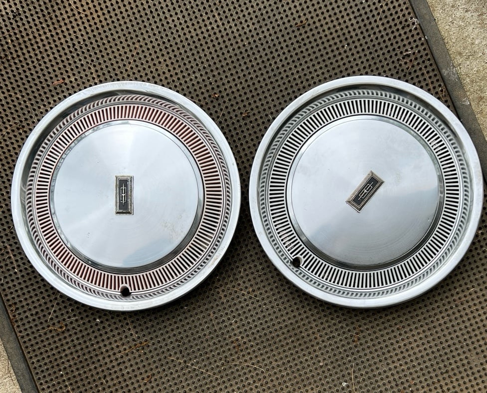 Vintage Oldsmobile HUB CAPS