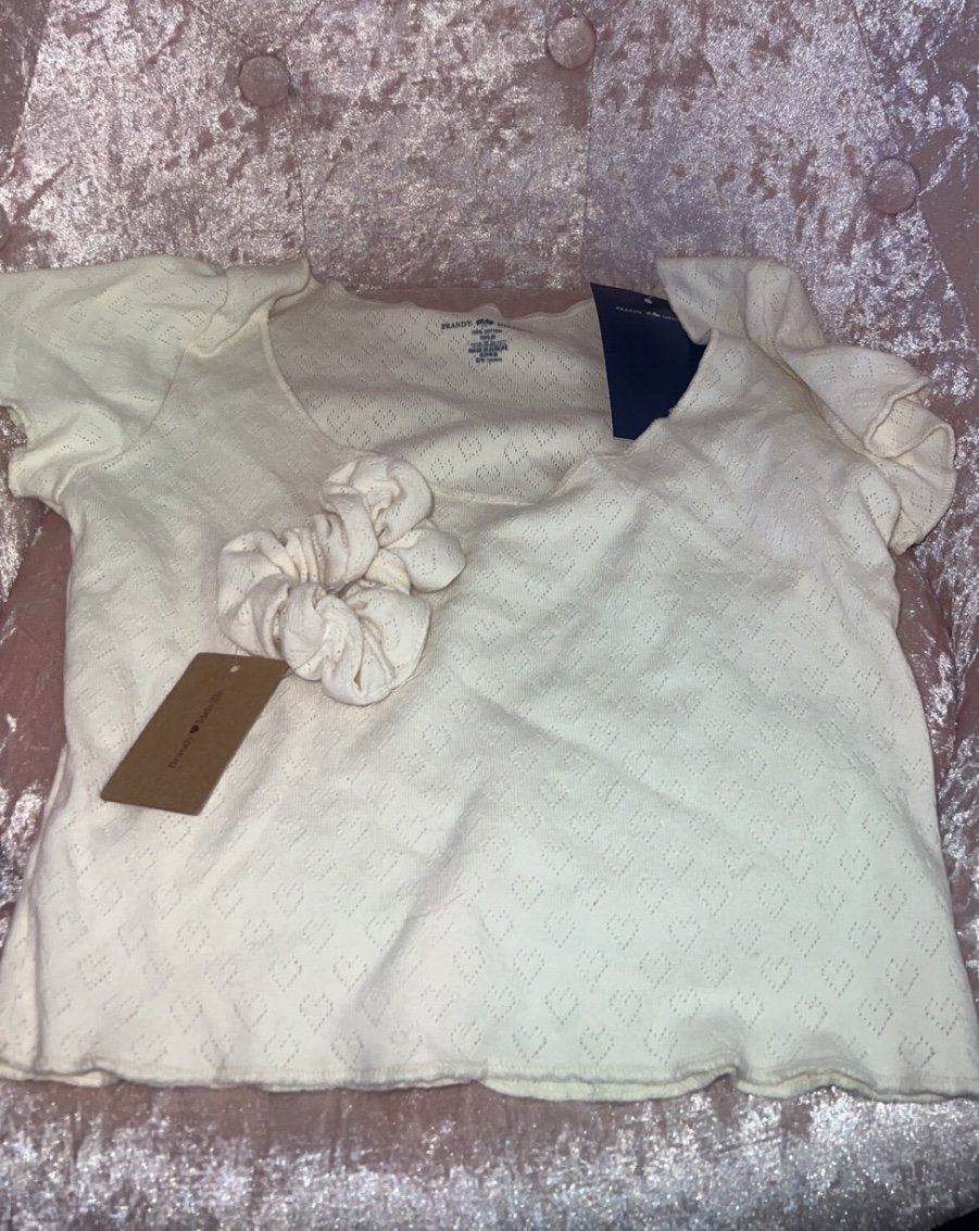 Brandy melville heart eyelet set