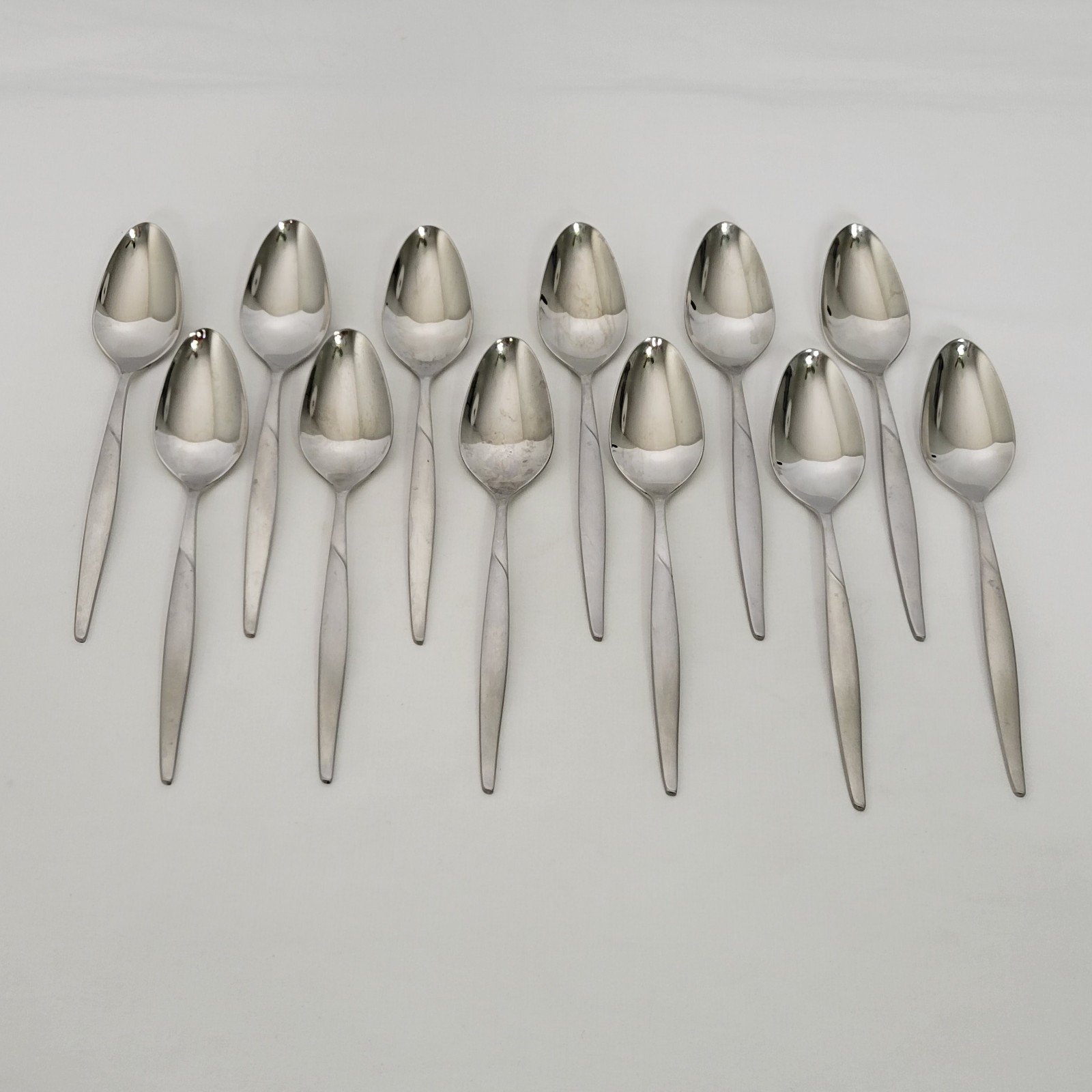 Set of 12 1847 Roger Bros. Stainless Vintage Dinner Spoons Flatware 7
