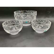 Tiffany & Co Crystal Heart Bowl Set Made In Germany 8 & 5 Bowls Original Stic