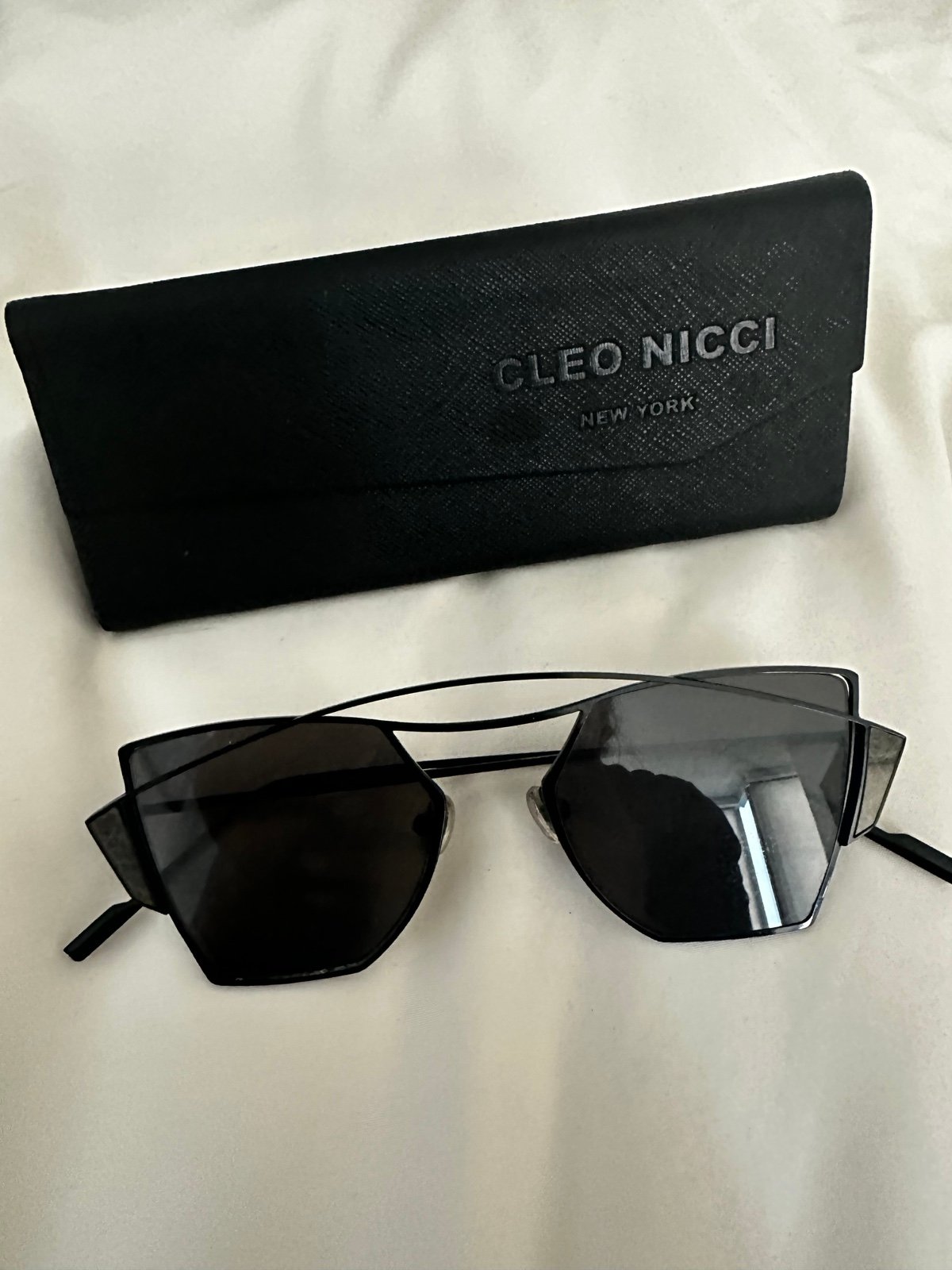 Cleo Nicci New York sunglasses in black