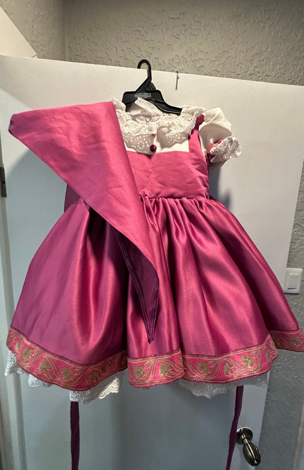 Masha and bear dress size 4