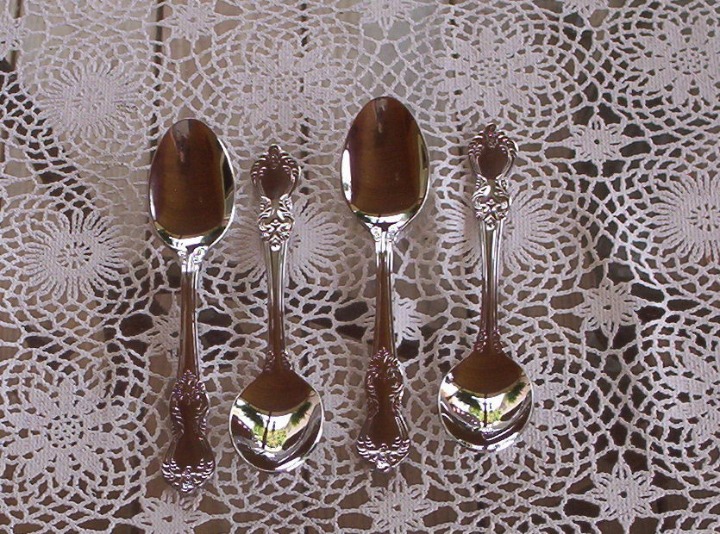 4 REED AND BARTON DUCHESS OF MARLBOROUGH TEASPOONS-FLATWARE STAINLESS-SILVERWARE