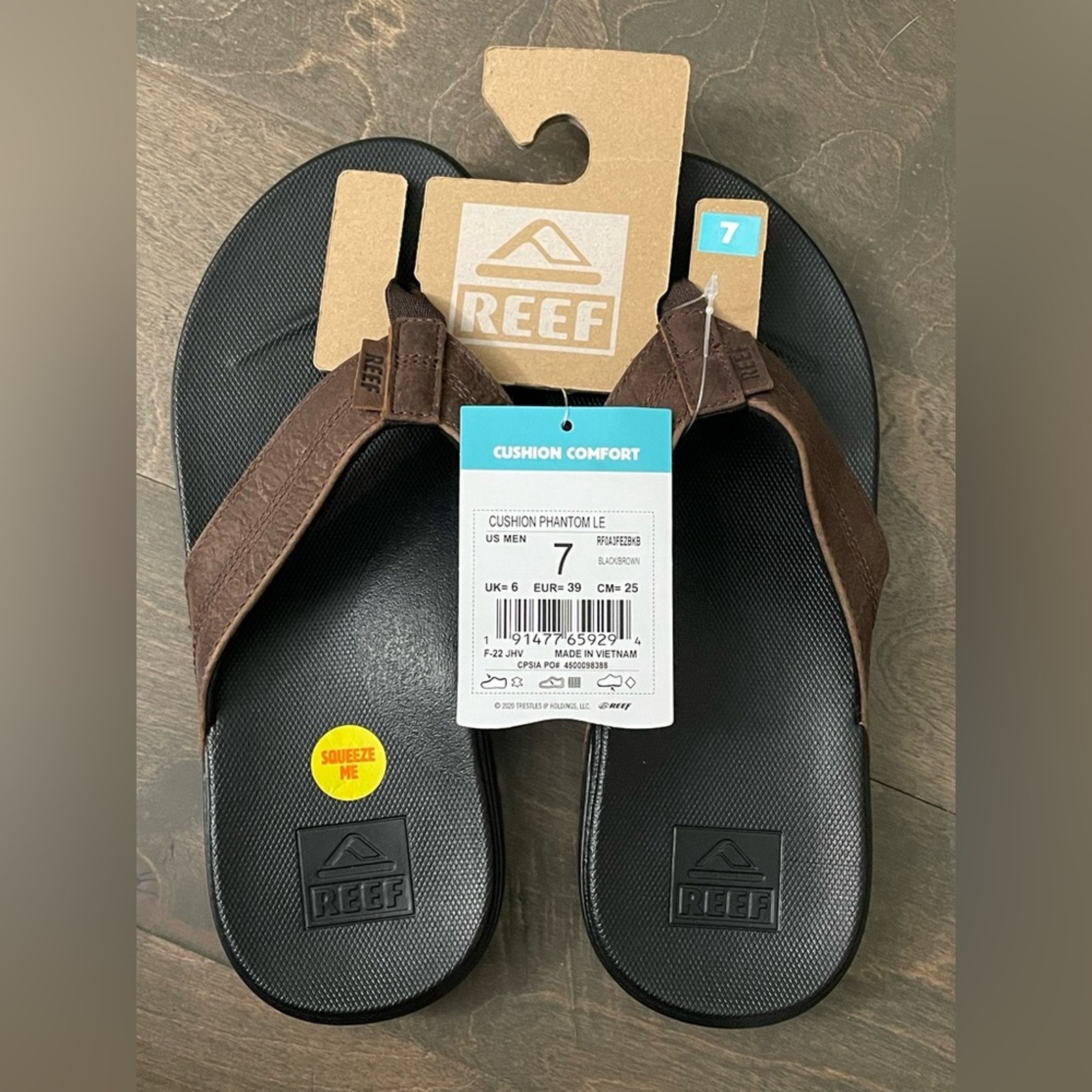 Reef Men's Cushion Phantom LE Sandal in dark brown - size 7