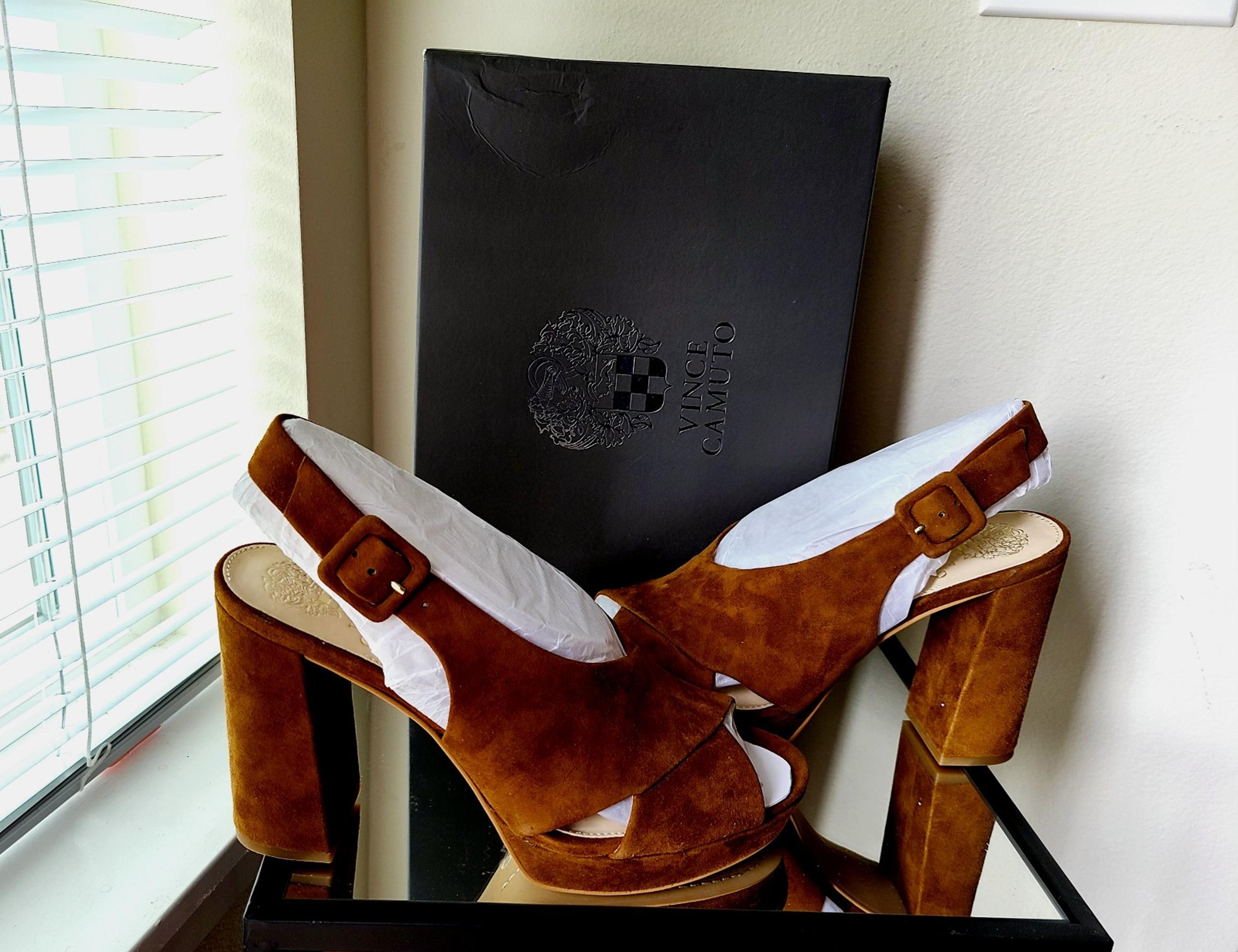 VINCE CAMUTO women's sandals