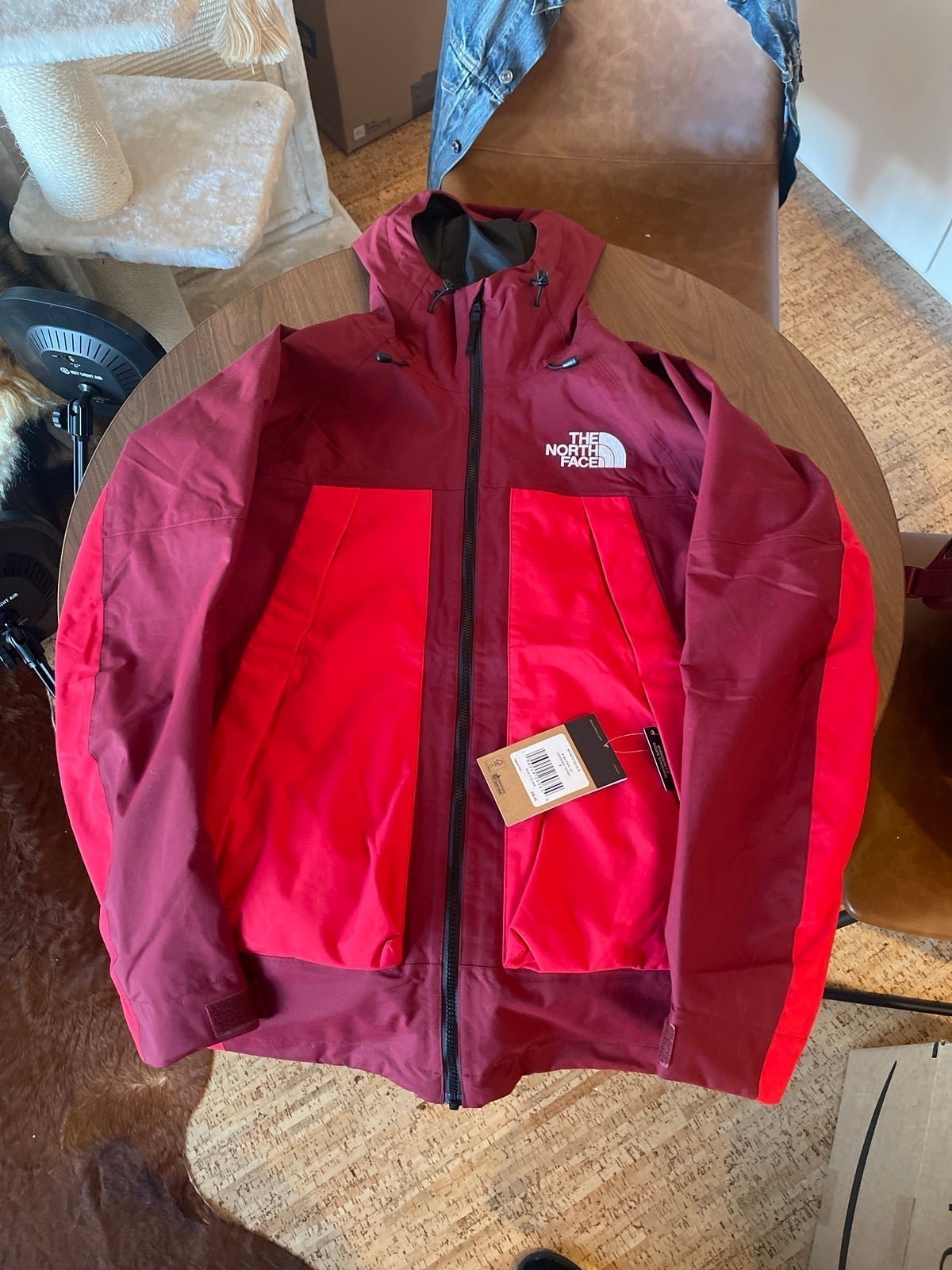 The North Face Men’s Jacket Size Small