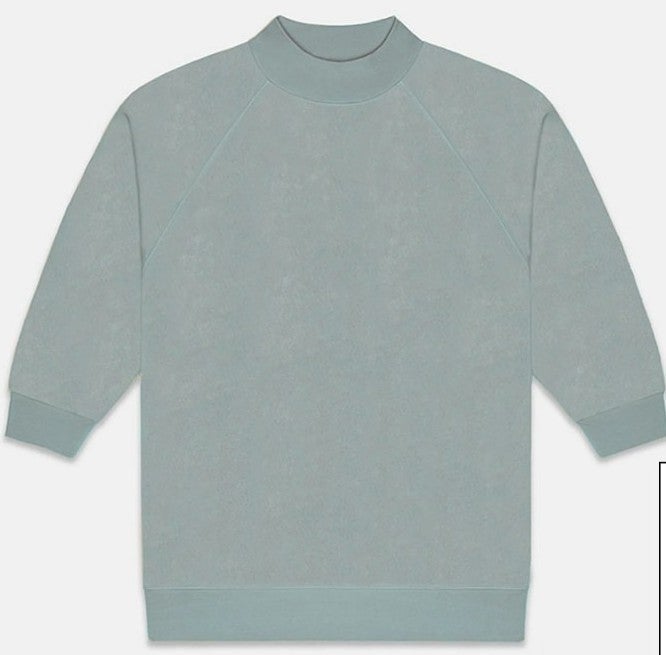 BRAND NEW ESSENTIALS FEAR OF GOD WOMEN SIZE SMALL