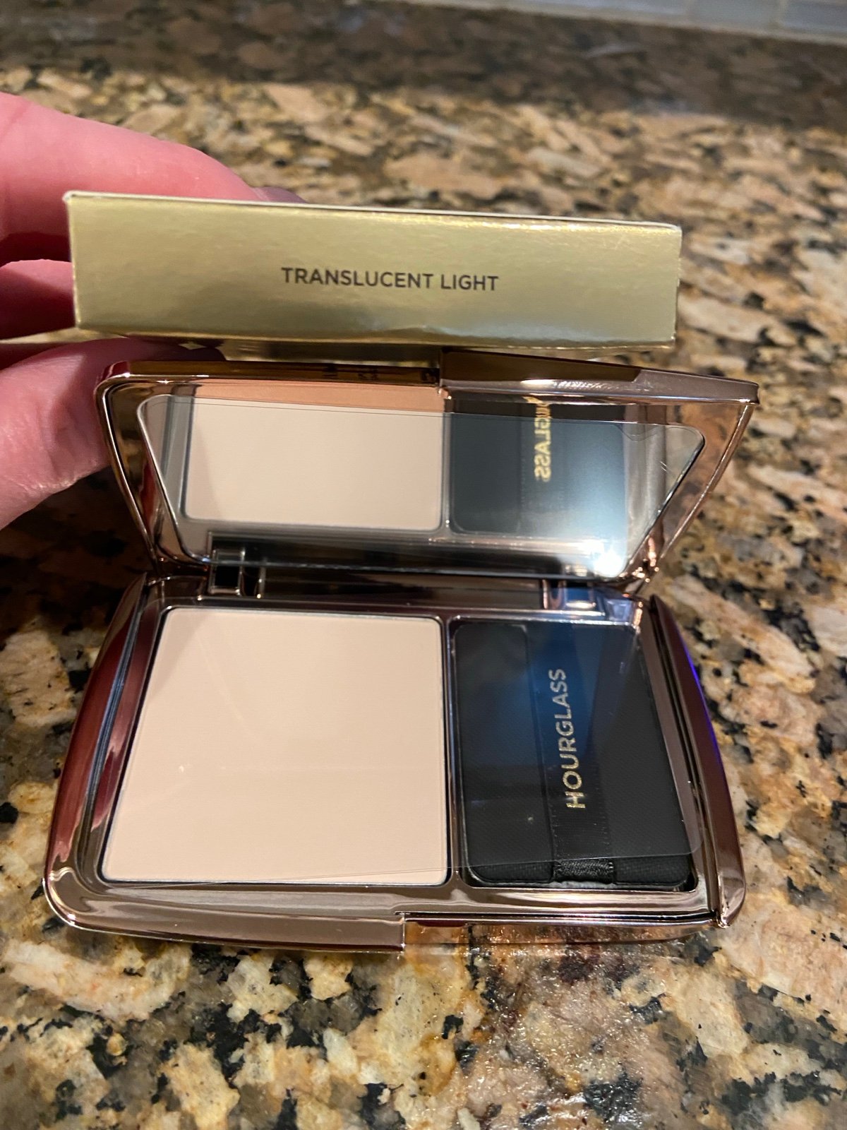Hourglass pressed powder