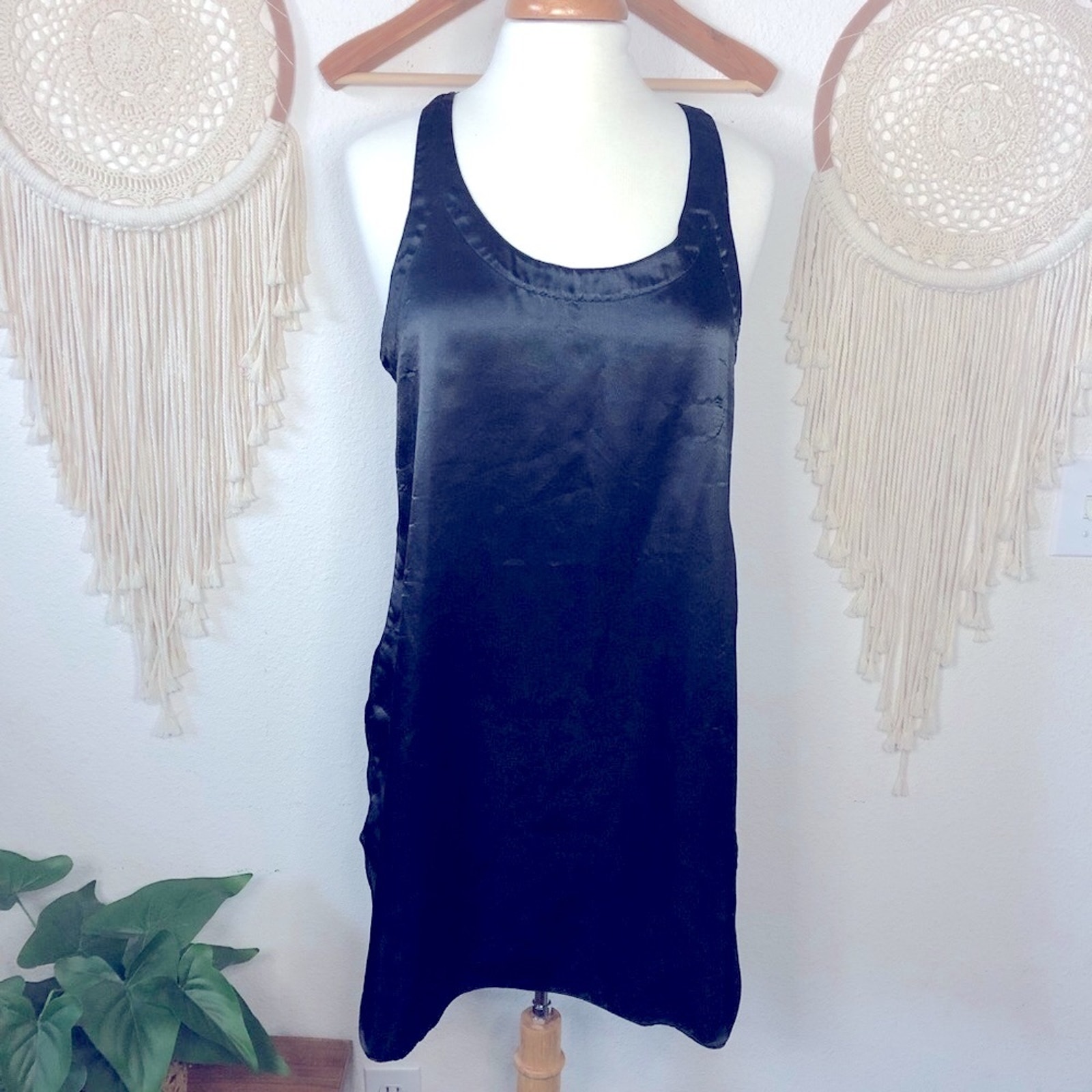 Victoria’s Secret vintage gold label black bow back detail slip nighty medium