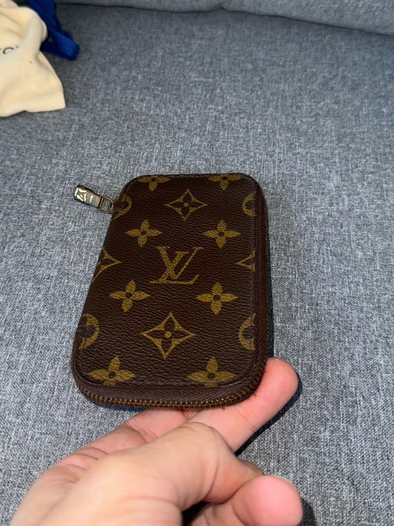 Louis Vuitton zippy key case wallet