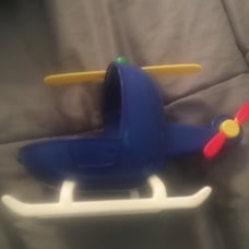 Toy helicopter