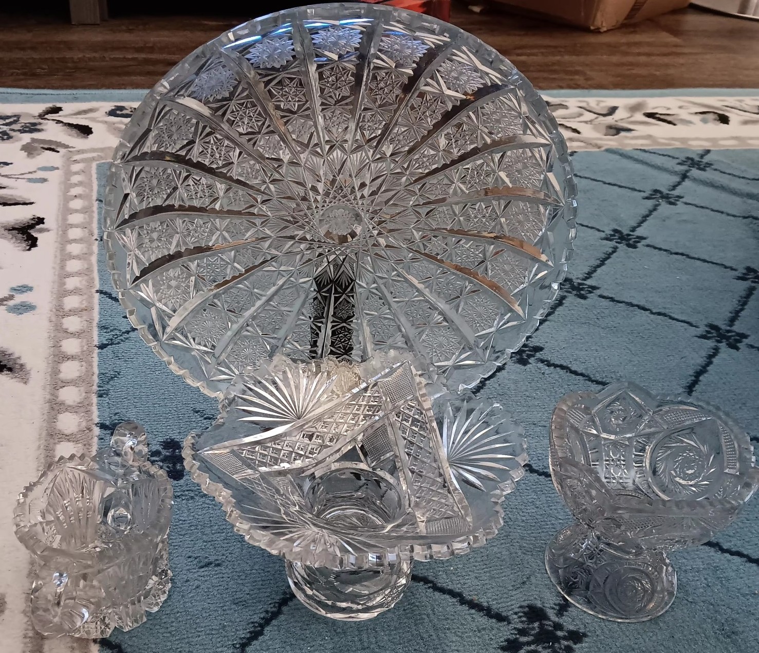 Vintage Beautiful Heavy NuCut Imperial Clear Glass Set of 4