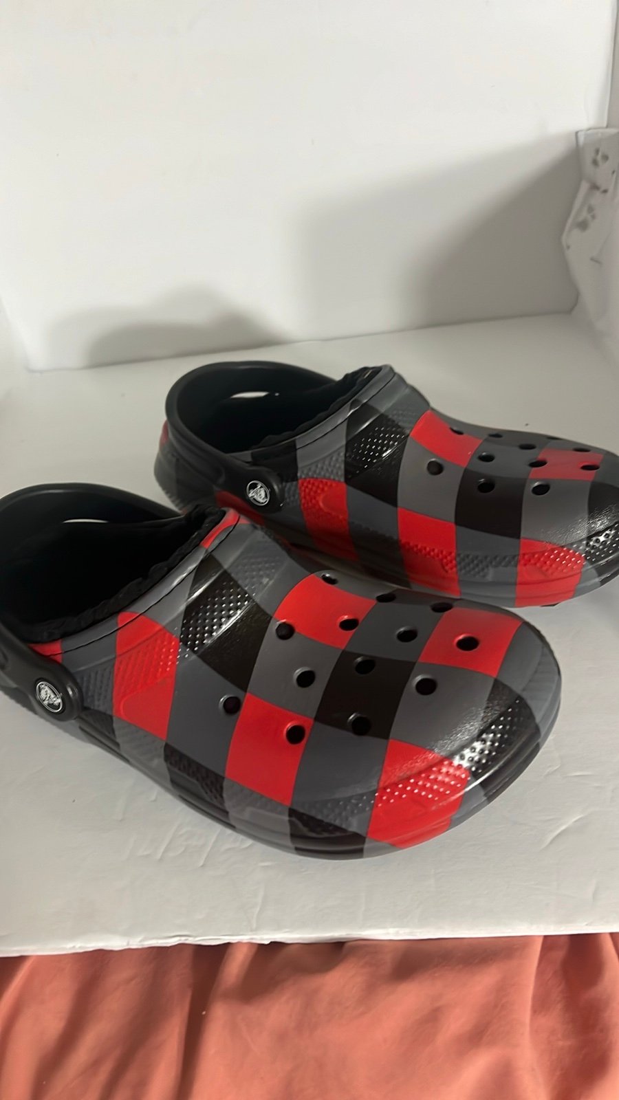 Crocs comfort unisex size 7 good condition