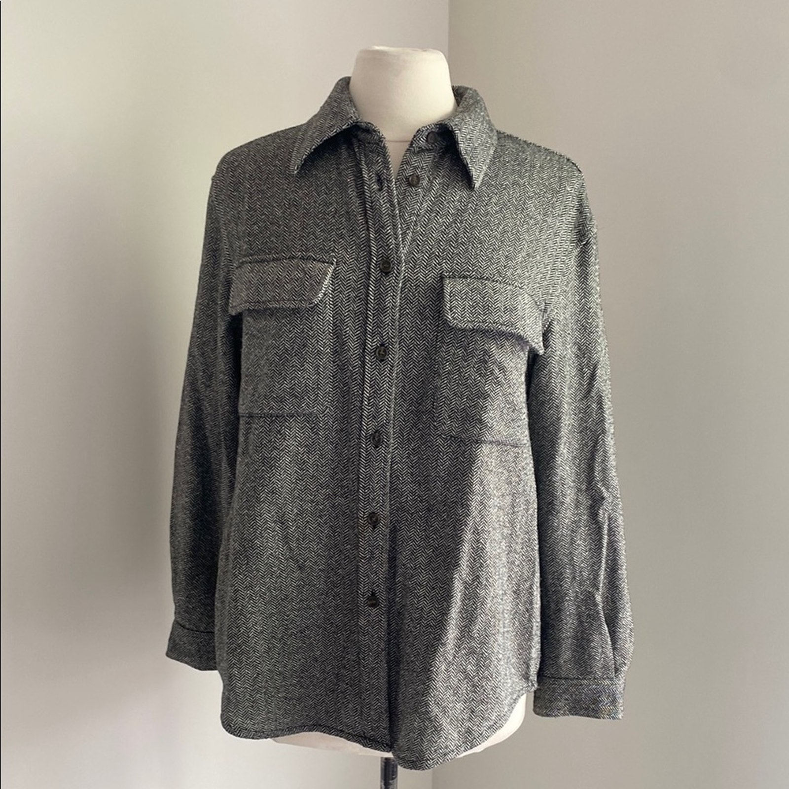 EVAN PICONE Herringbone Button Down Shirt Womens Sz Medium Black Wool Blend