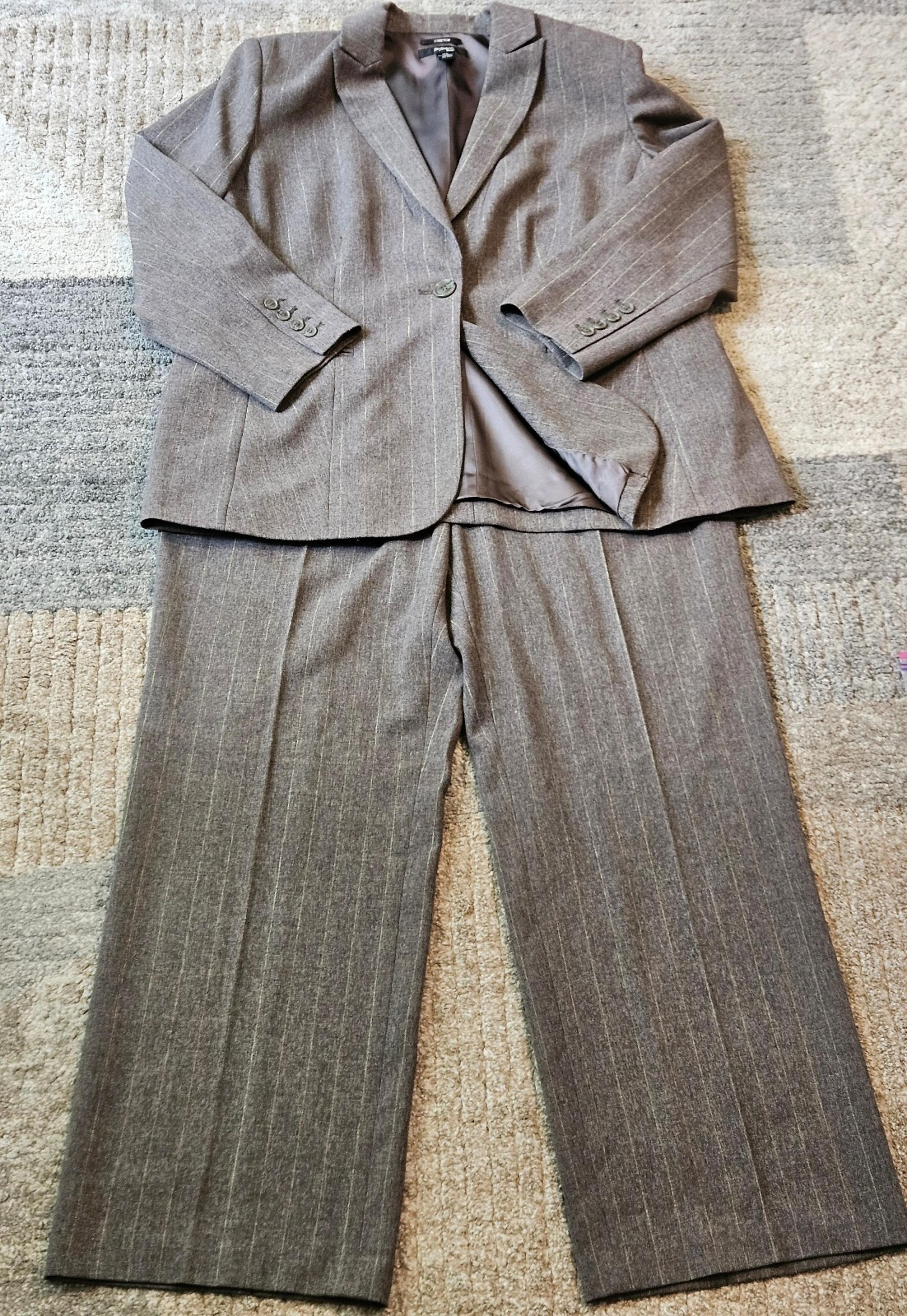 Style & Co. Women’s Plus 18W Brown Pinstripe Pant Suit Stretch, Wide Leg E8