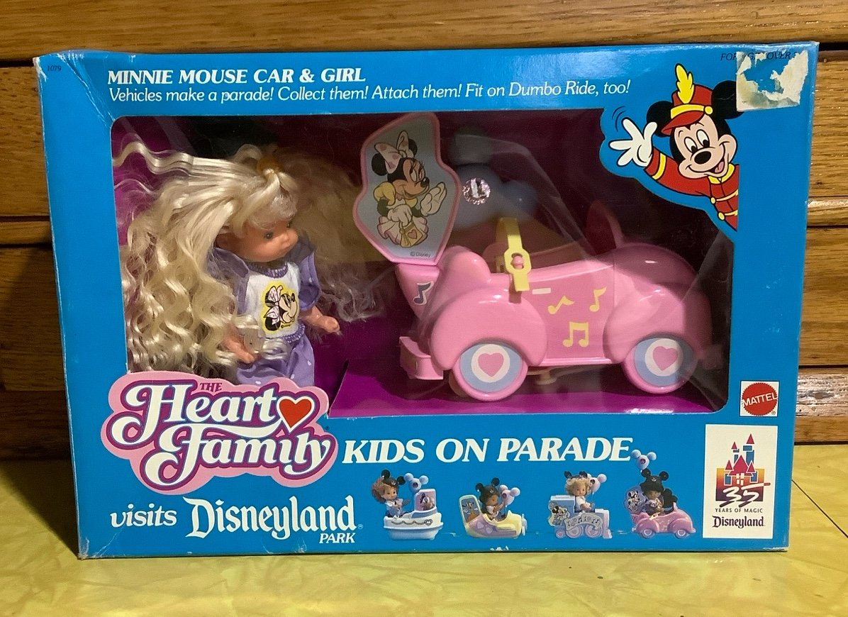 The Heart Family Minnie Mouse car and girl 1990