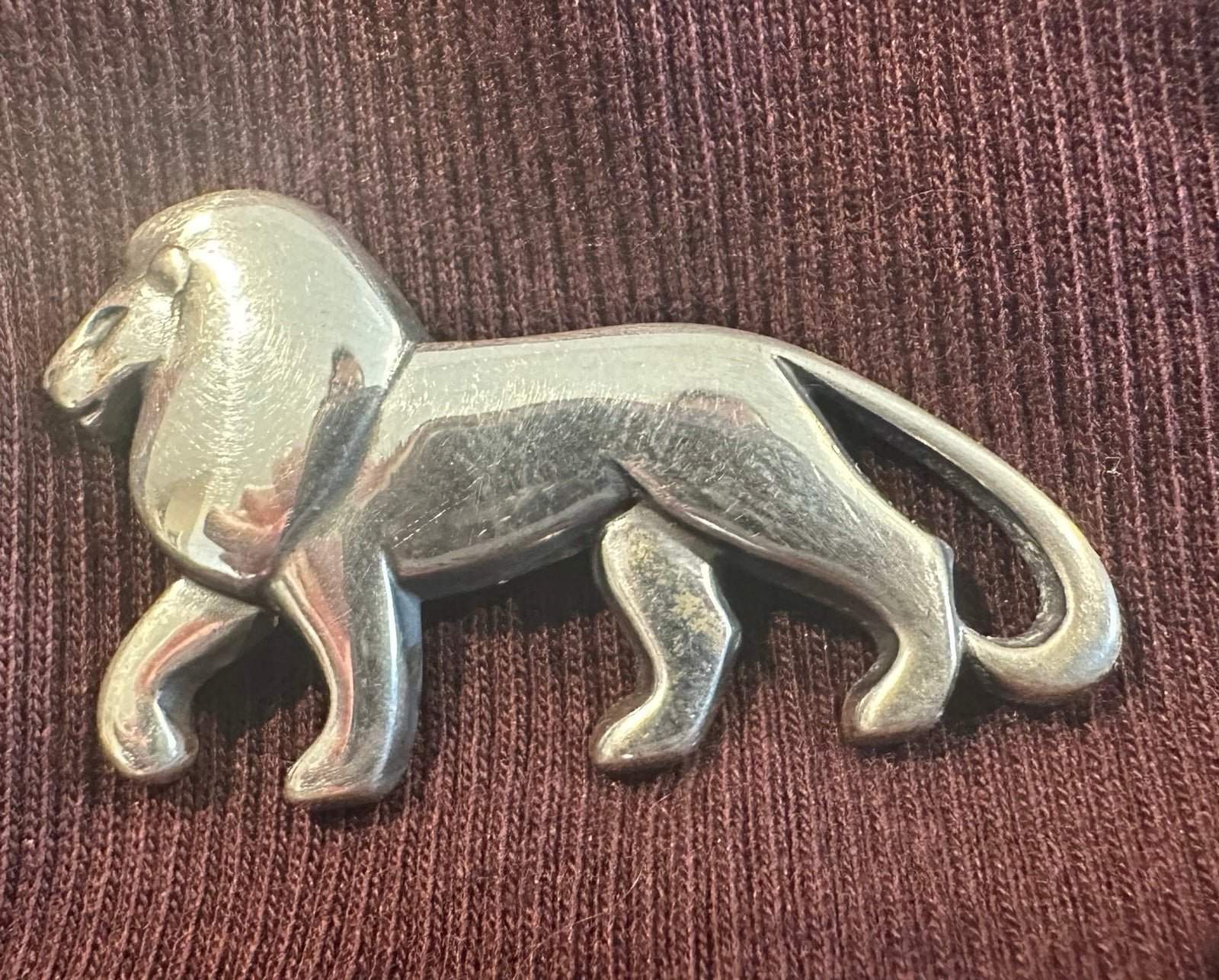 Vintage James Avery Sterling Silver Standing Lion Pin Brooch Retired EUC